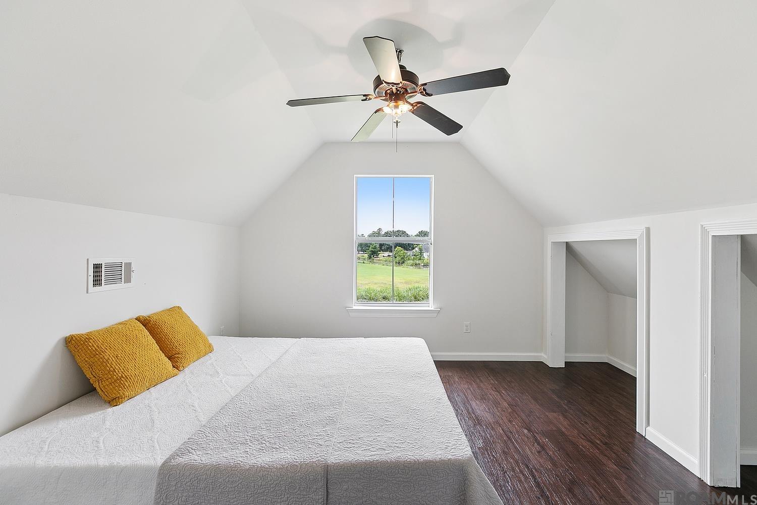 11177 Toria Ln, St Amant, LA, 70774