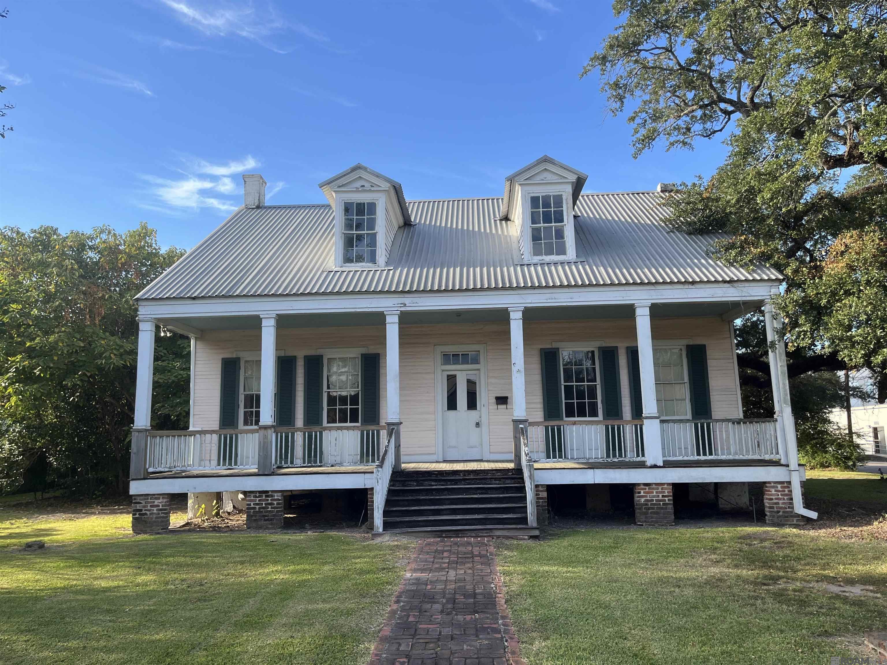 105 Saint Louis St, Houma, LA, 70364