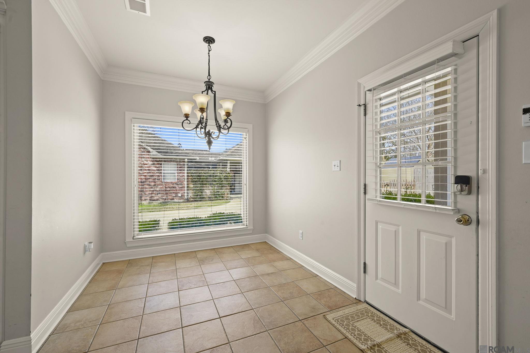 17361 Lake Azalea Dr, Baton Rouge, LA, 70817