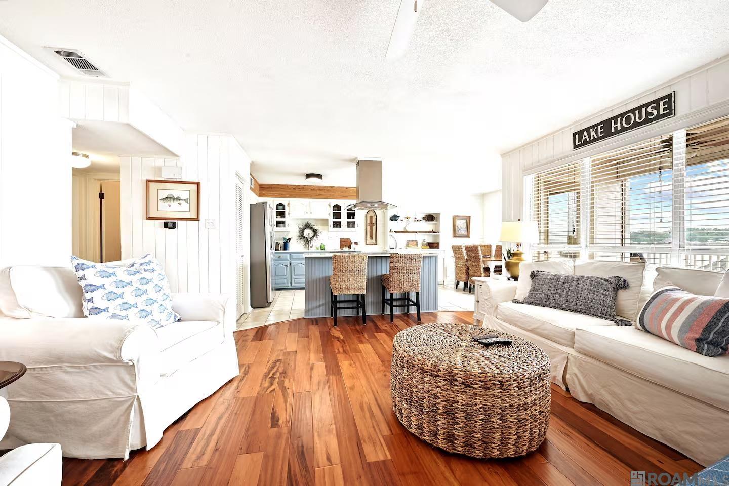 2215 False River Dr UNIT 8, New Roads, LA, 70760