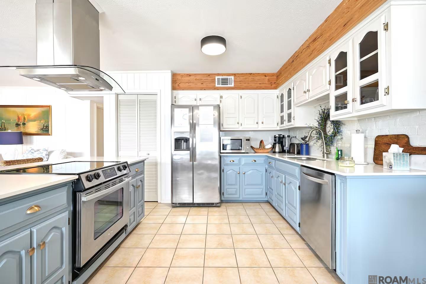 2215 False River Dr UNIT 8, New Roads, LA, 70760