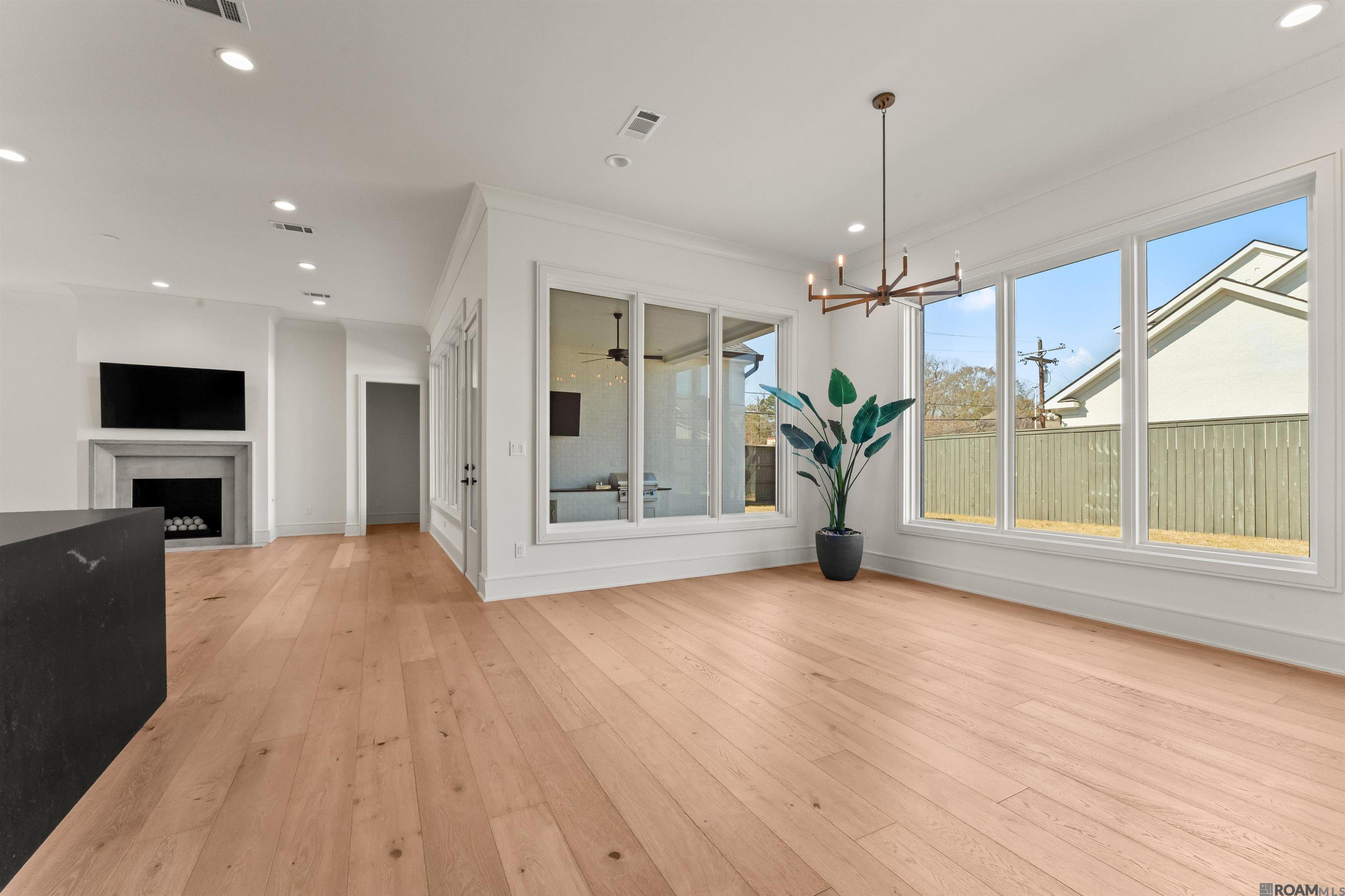 8721 W Fairway Dr, Baton Rouge, LA, 70809