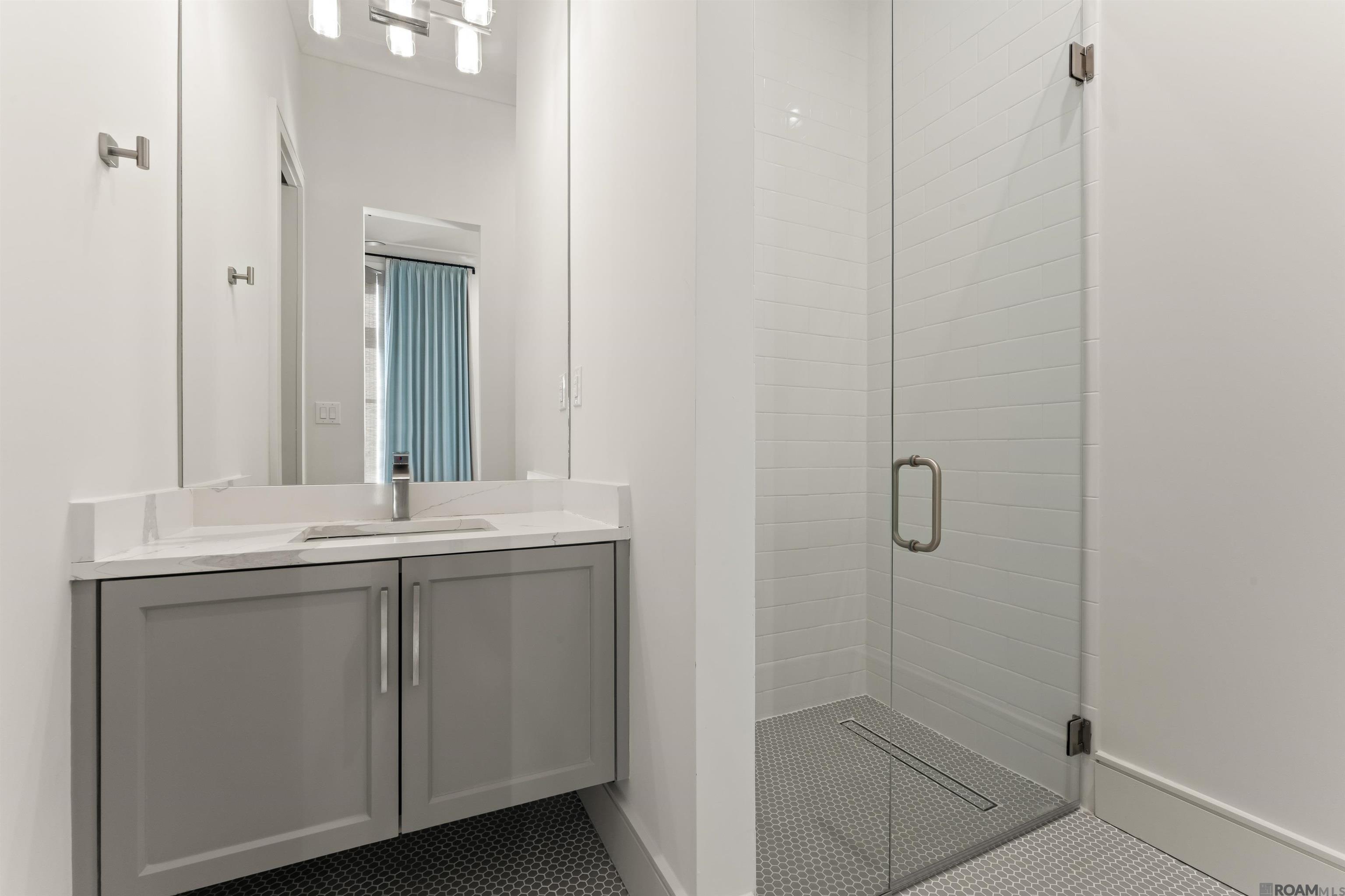 8721 W Fairway Dr, Baton Rouge, LA, 70809