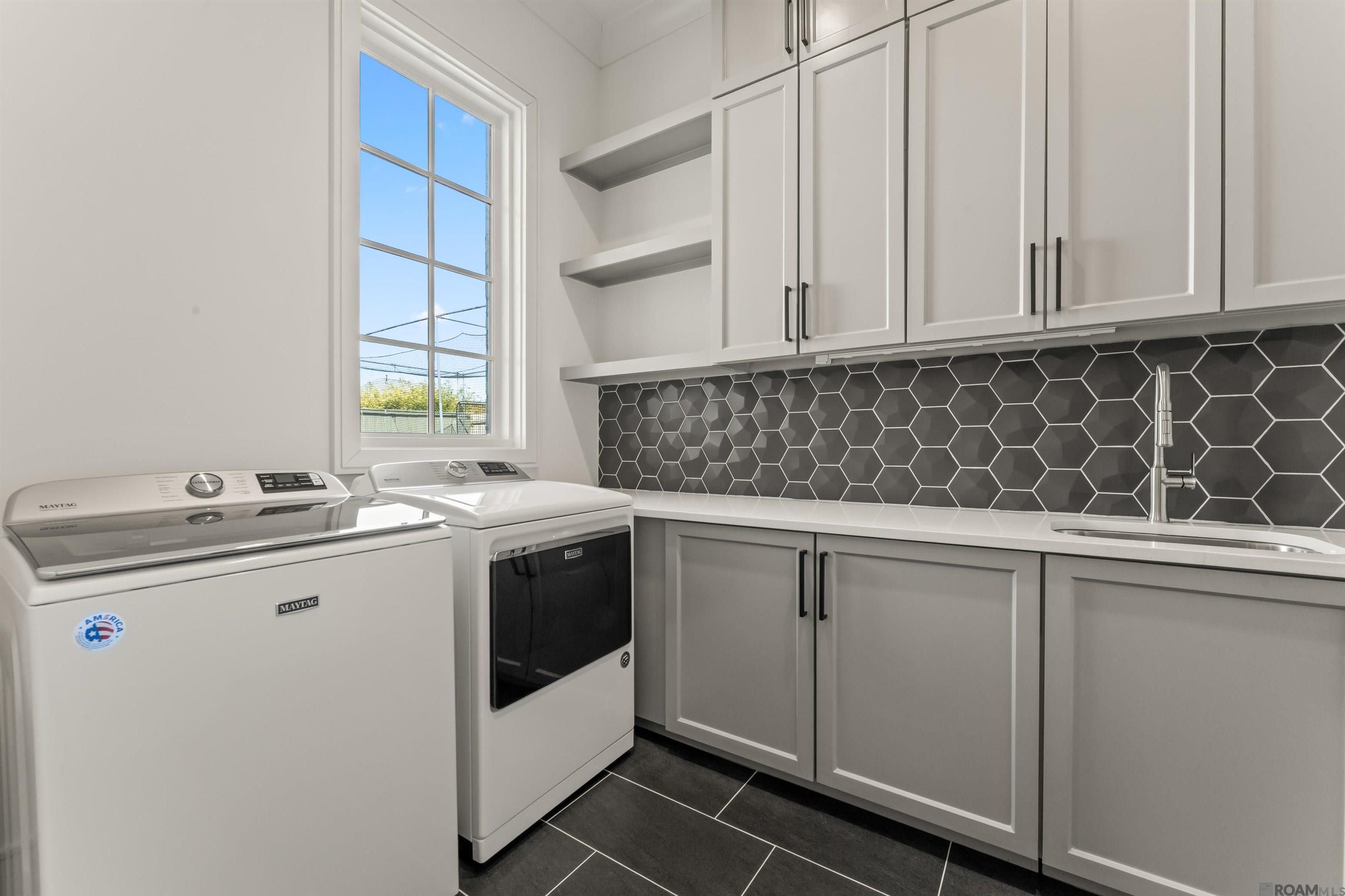 8721 W Fairway Dr, Baton Rouge, LA, 70809