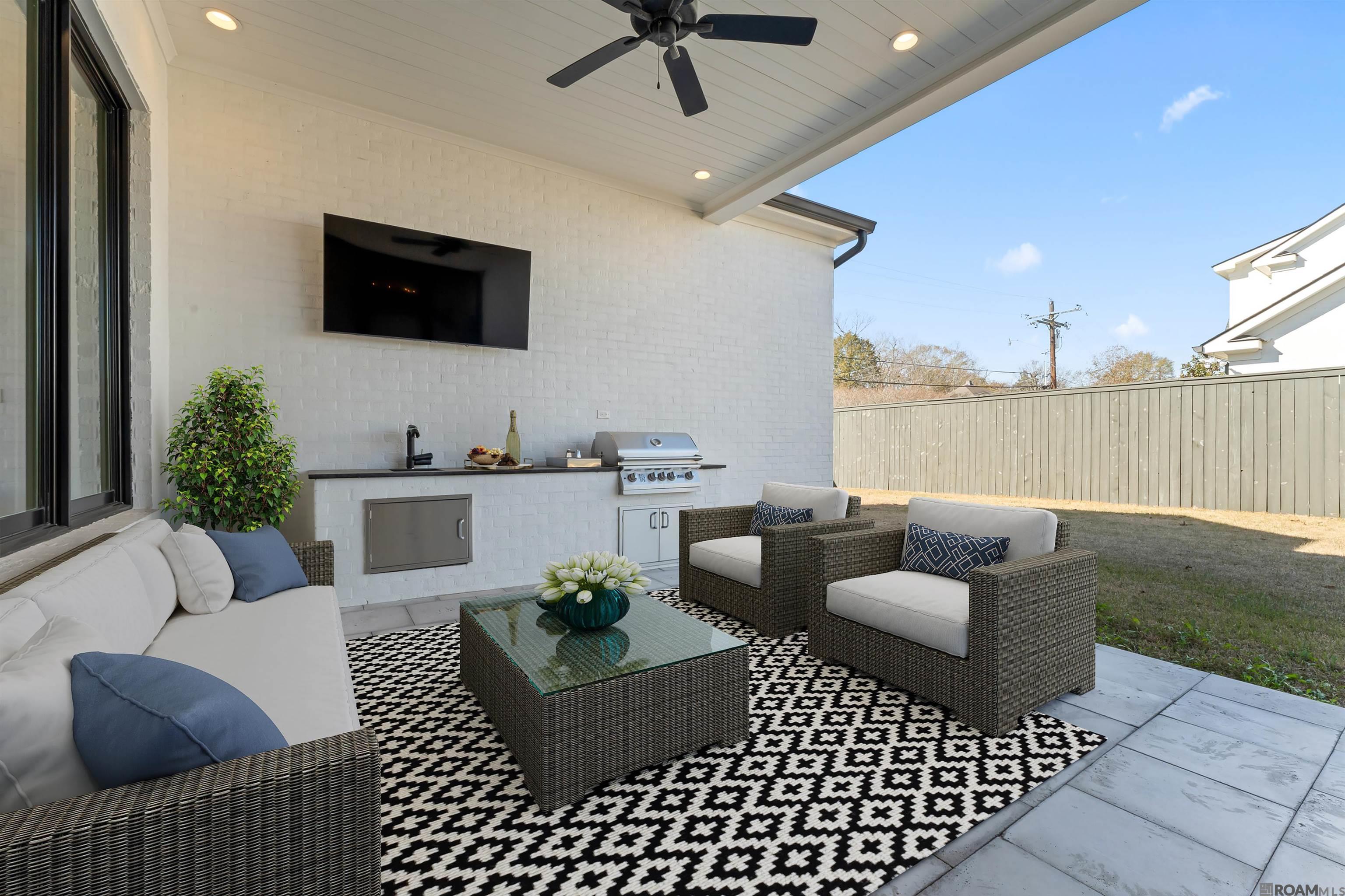 8721 W Fairway Dr, Baton Rouge, LA, 70809