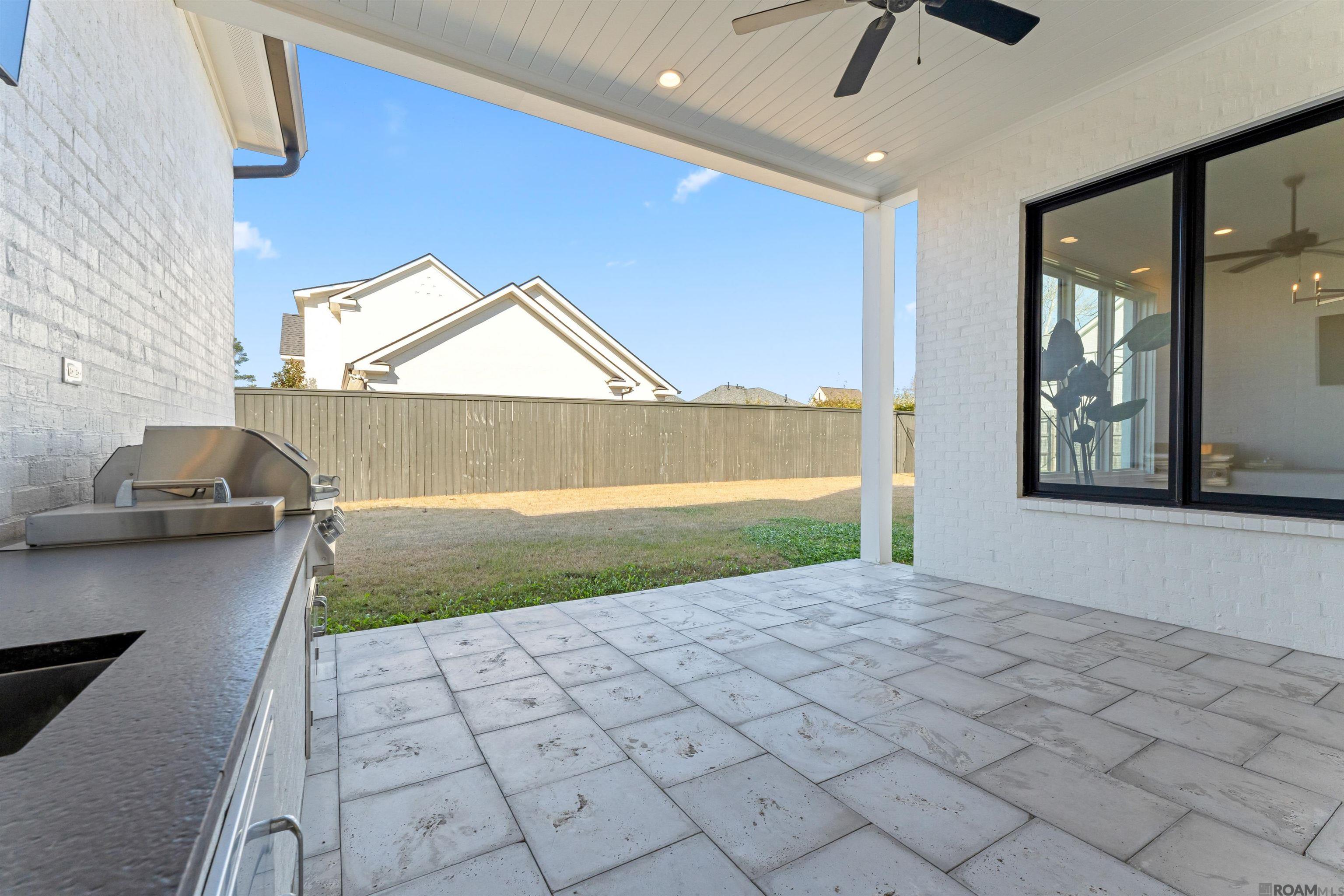 8721 W Fairway Dr, Baton Rouge, LA, 70809