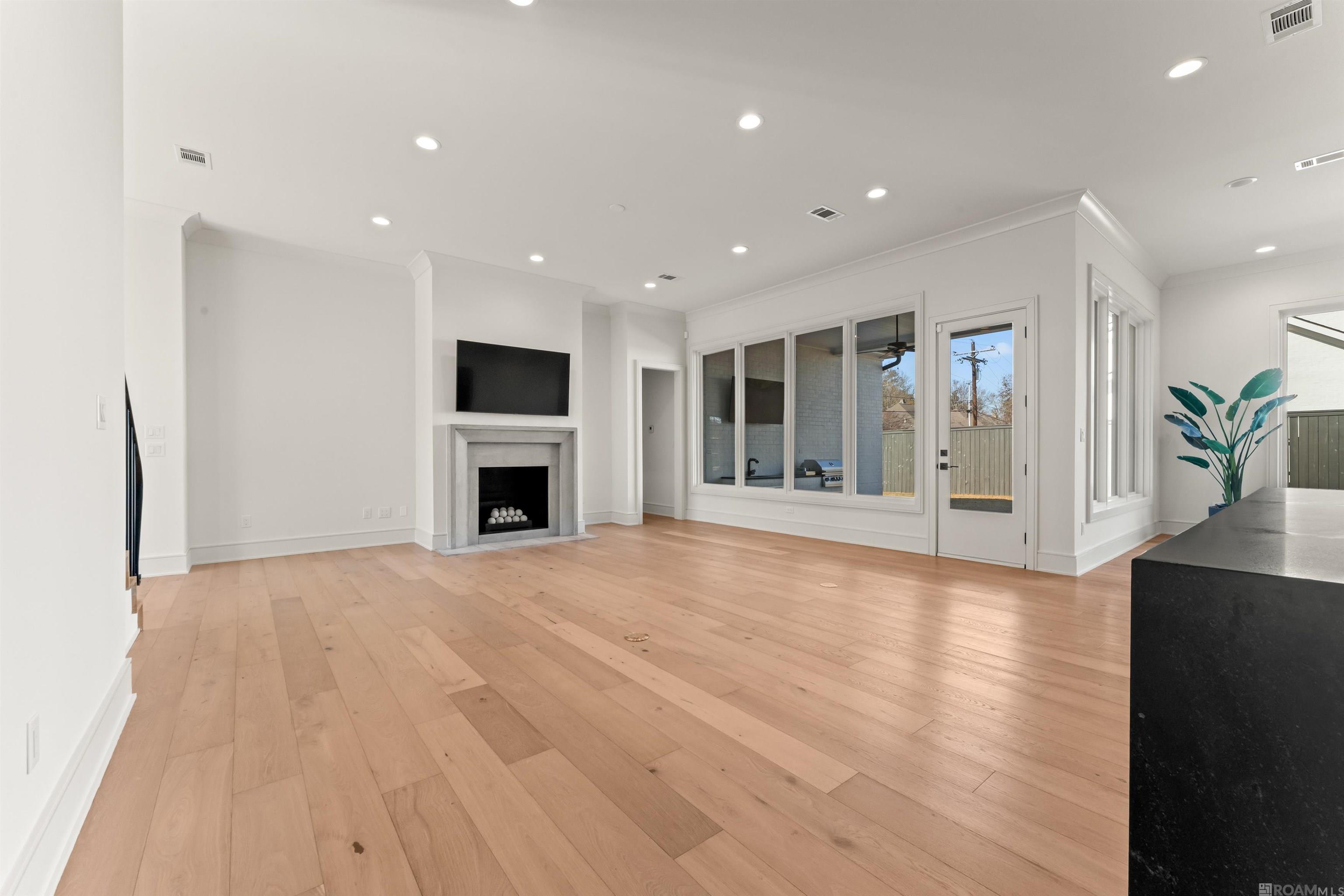 8721 W Fairway Dr, Baton Rouge, LA, 70809