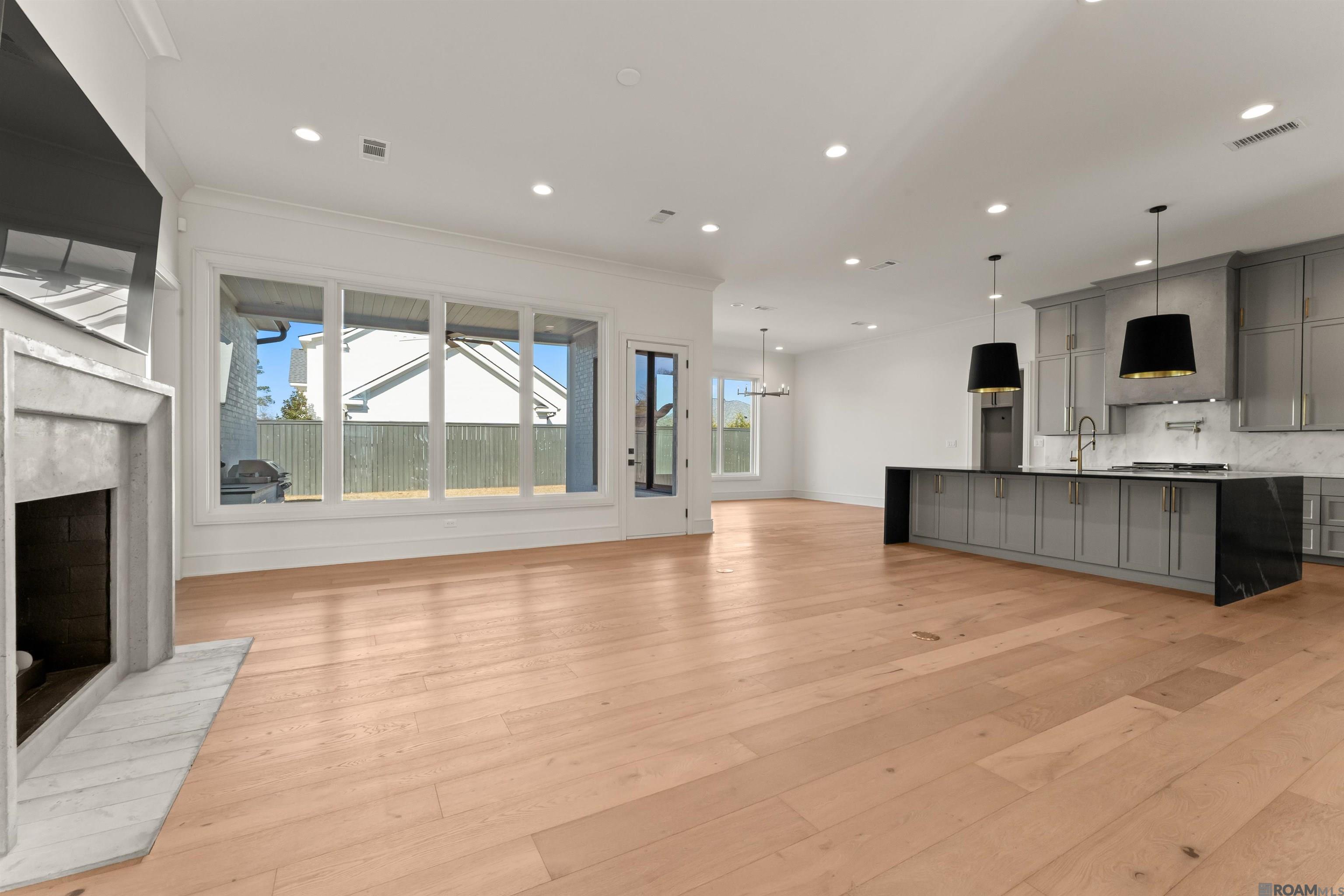 8721 W Fairway Dr, Baton Rouge, LA, 70809