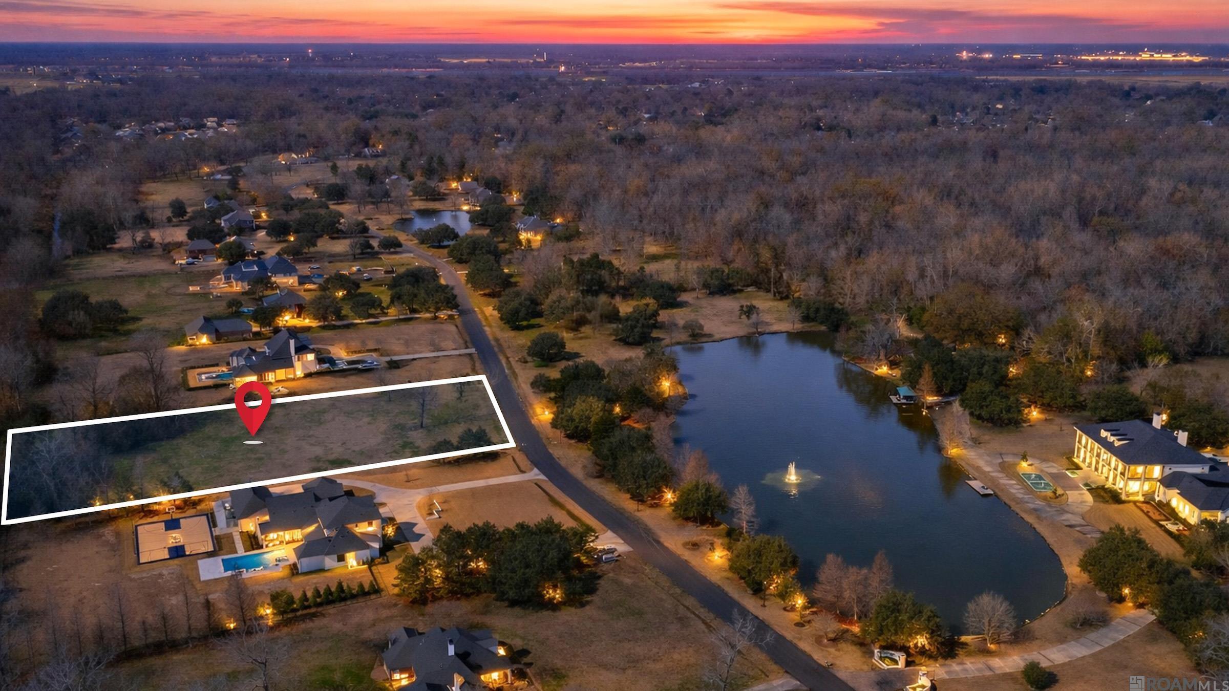 5741 Lake Shadow Dr, Baton Rouge, LA, 70817