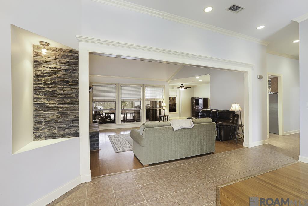 36258 Cypress Way, Geismar, LA, 70734