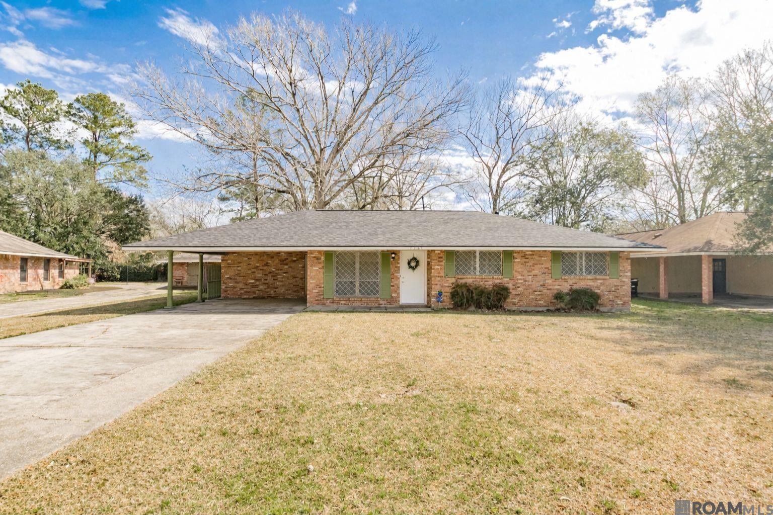 54 Oakland Crossing Blvd, Prairieville, LA, 70769