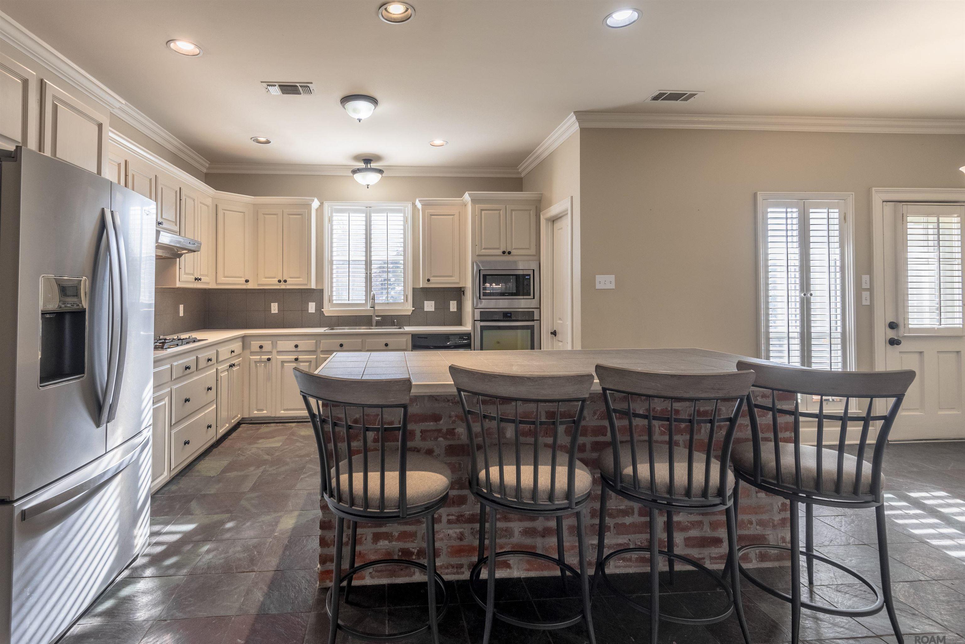 17604 Hoods Ridge Dr, Prairieville, LA, 70769