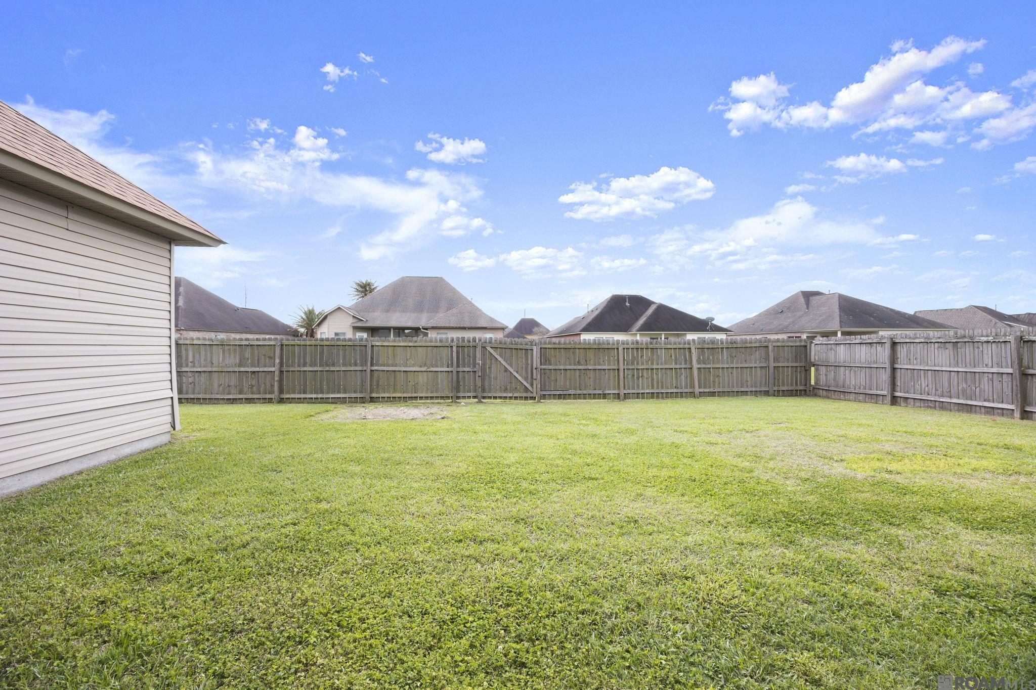 6142 Waterford Ln, Sorrento, LA, 70778