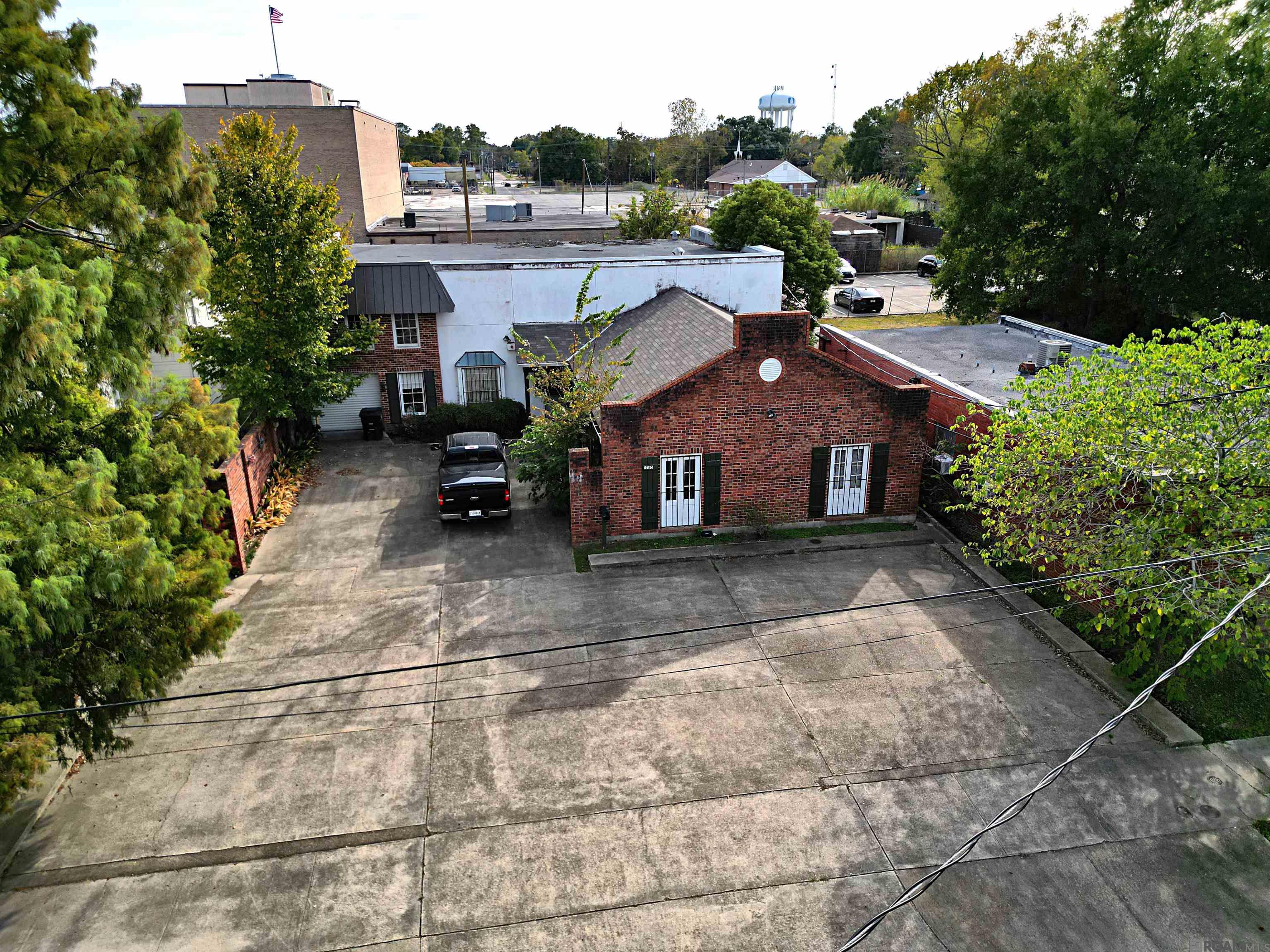 1733 N Acadian Thwy, Baton Rouge, LA, 70802