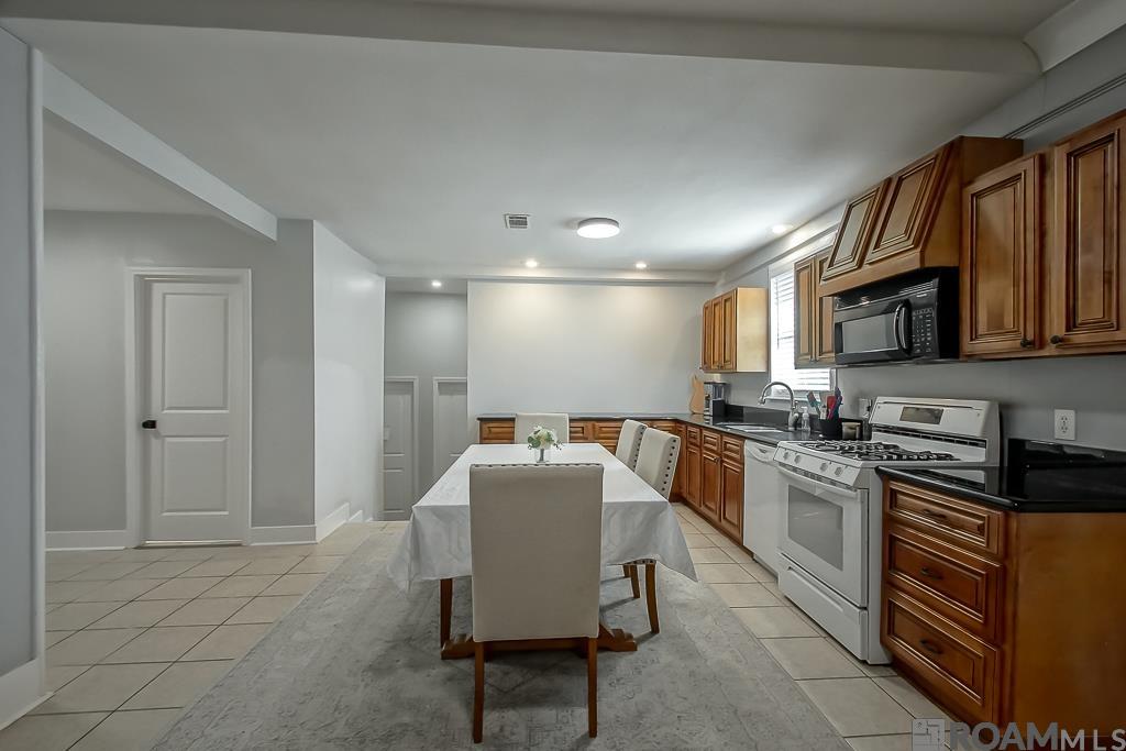 39076 David Dr, Prairieville, LA, 70769