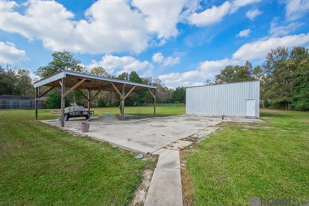39076 David Dr, Prairieville, LA, 70769