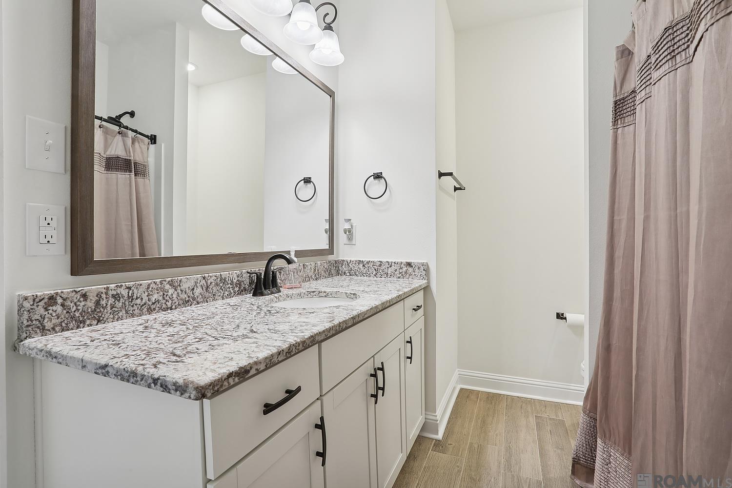 41177 Coastline Ave, Gonzales, LA, 70737