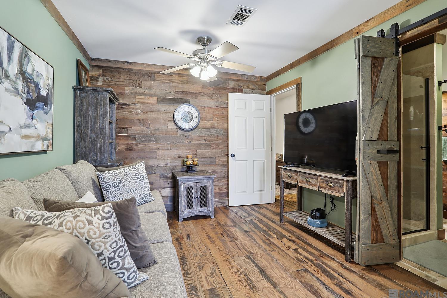 9931 Powell Ln, Denham Springs, LA, 70726