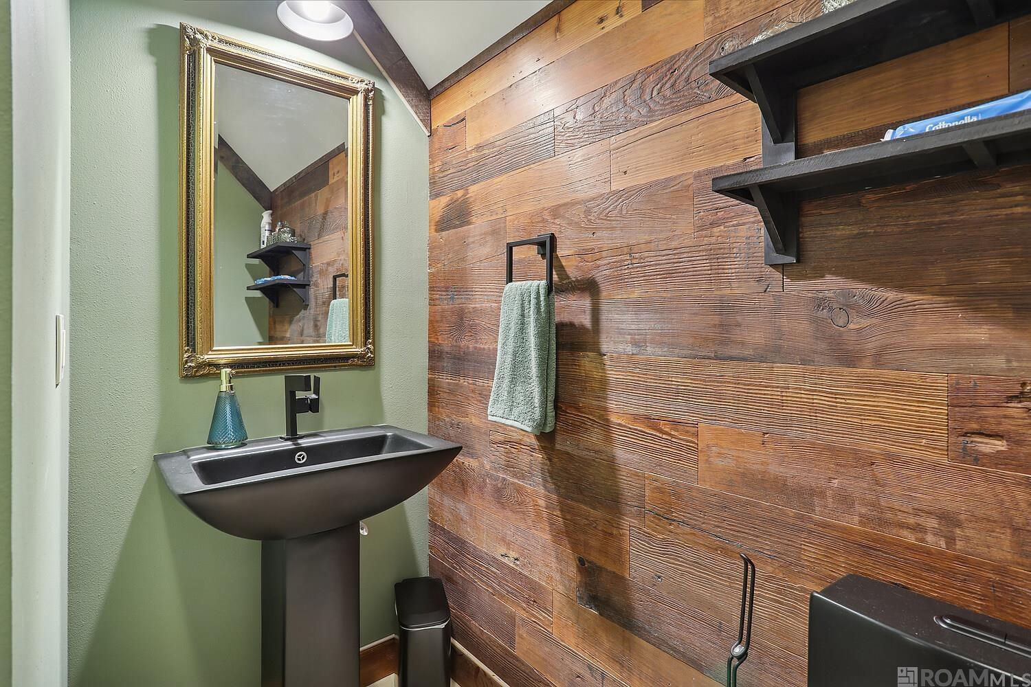 9931 Powell Ln, Denham Springs, LA, 70726