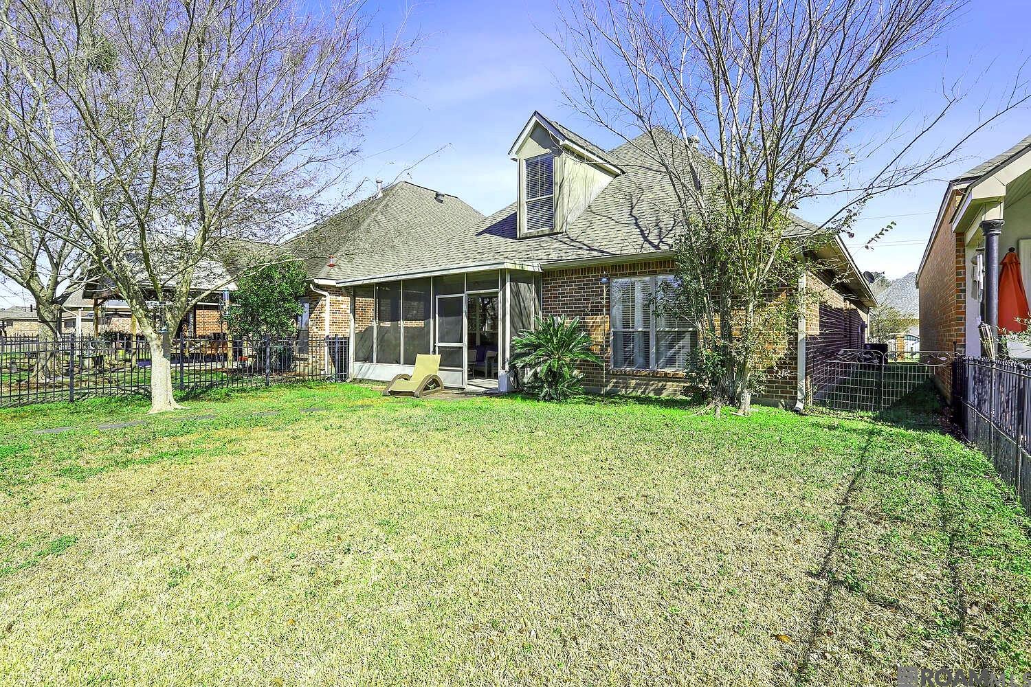 9931 Powell Ln, Denham Springs, LA, 70726
