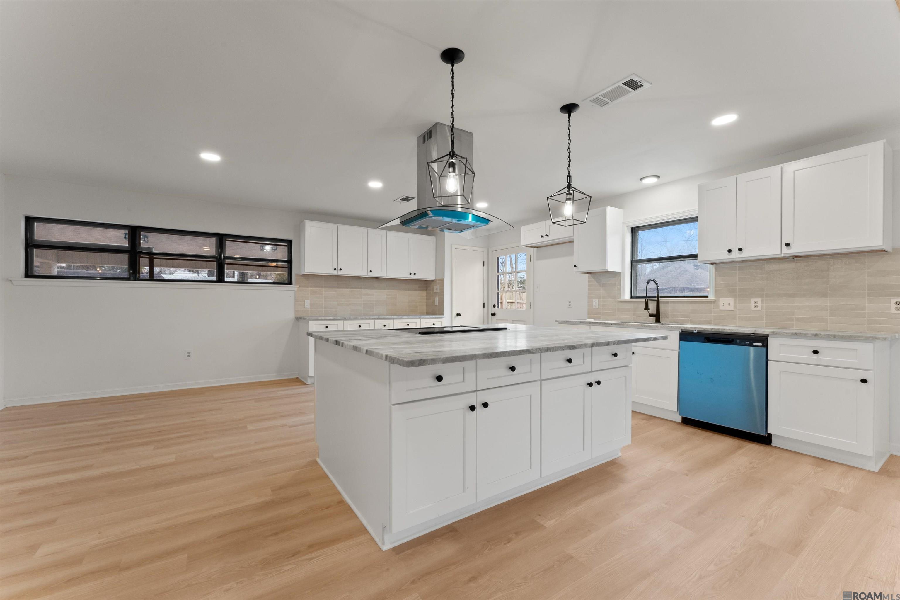 8687 Chandler Dr, Baton Rouge, LA, 70808