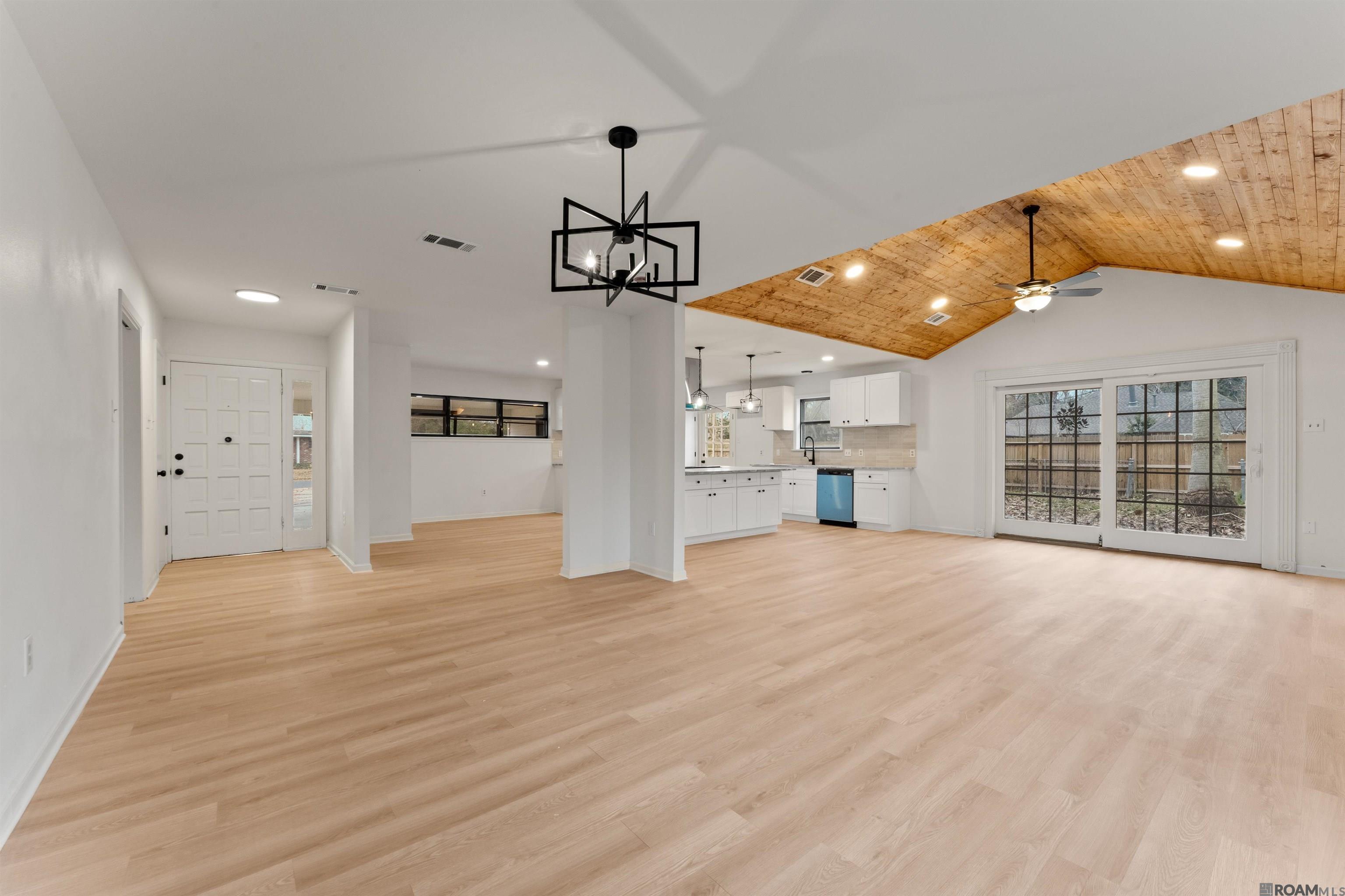 8687 Chandler Dr, Baton Rouge, LA, 70808