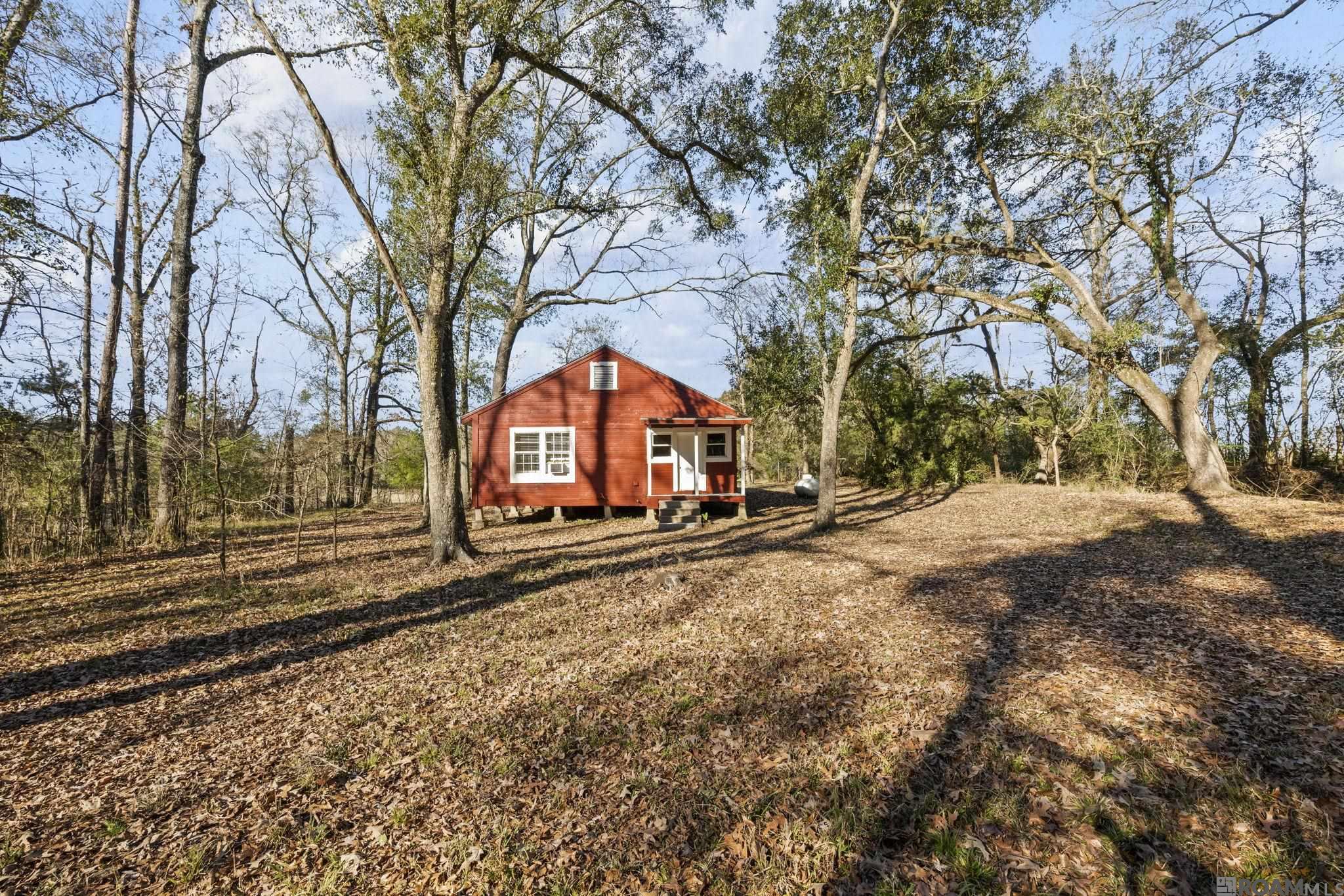 7612 Stirling Rd, St Francisville, LA, 70775