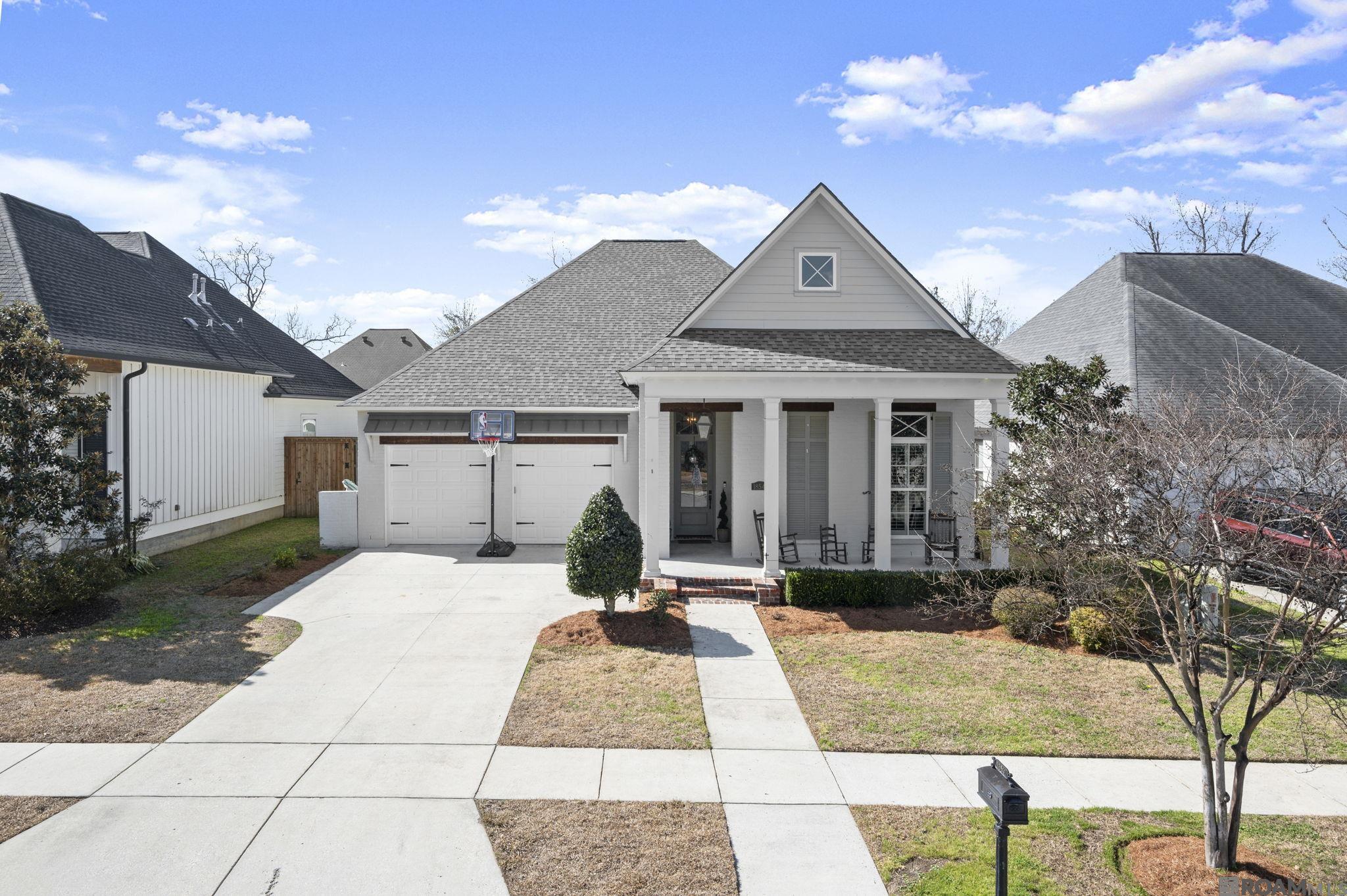 18541 Oakland Crossing Blvd, Prairieville, LA, 70769