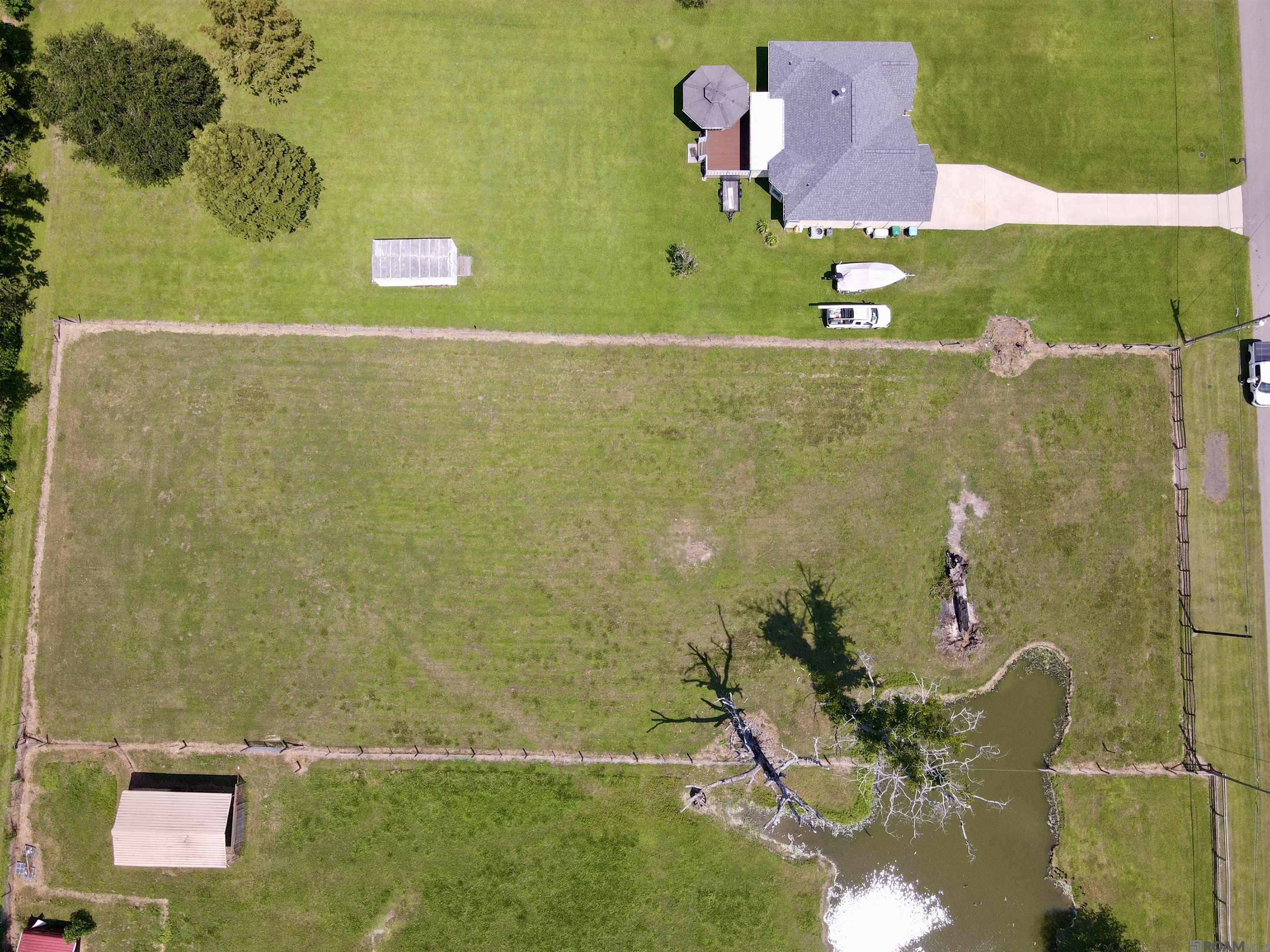 8856 Singleton Rd, Port Allen, LA, 70767