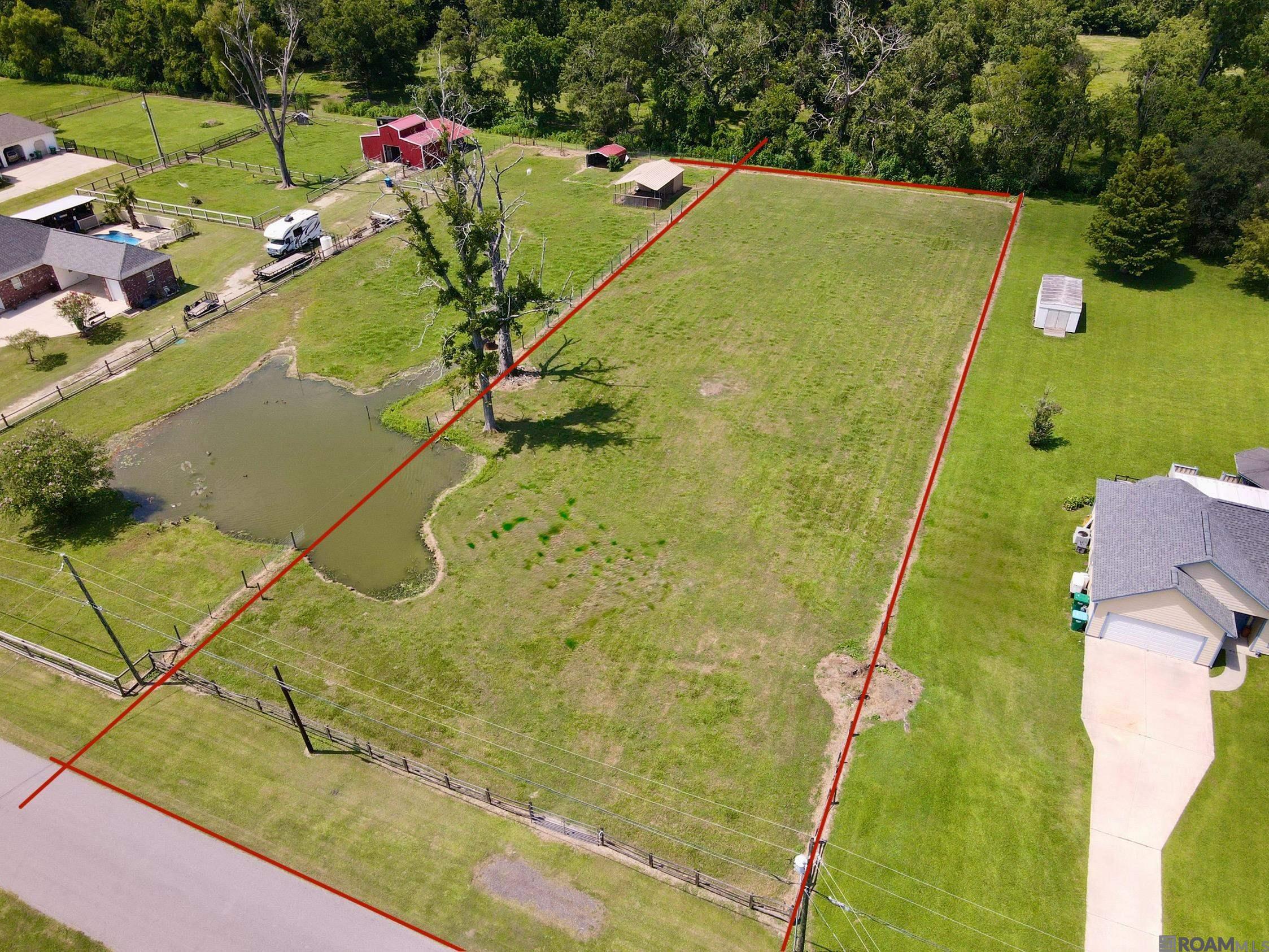 8856 Singleton Rd, Port Allen, LA, 70767