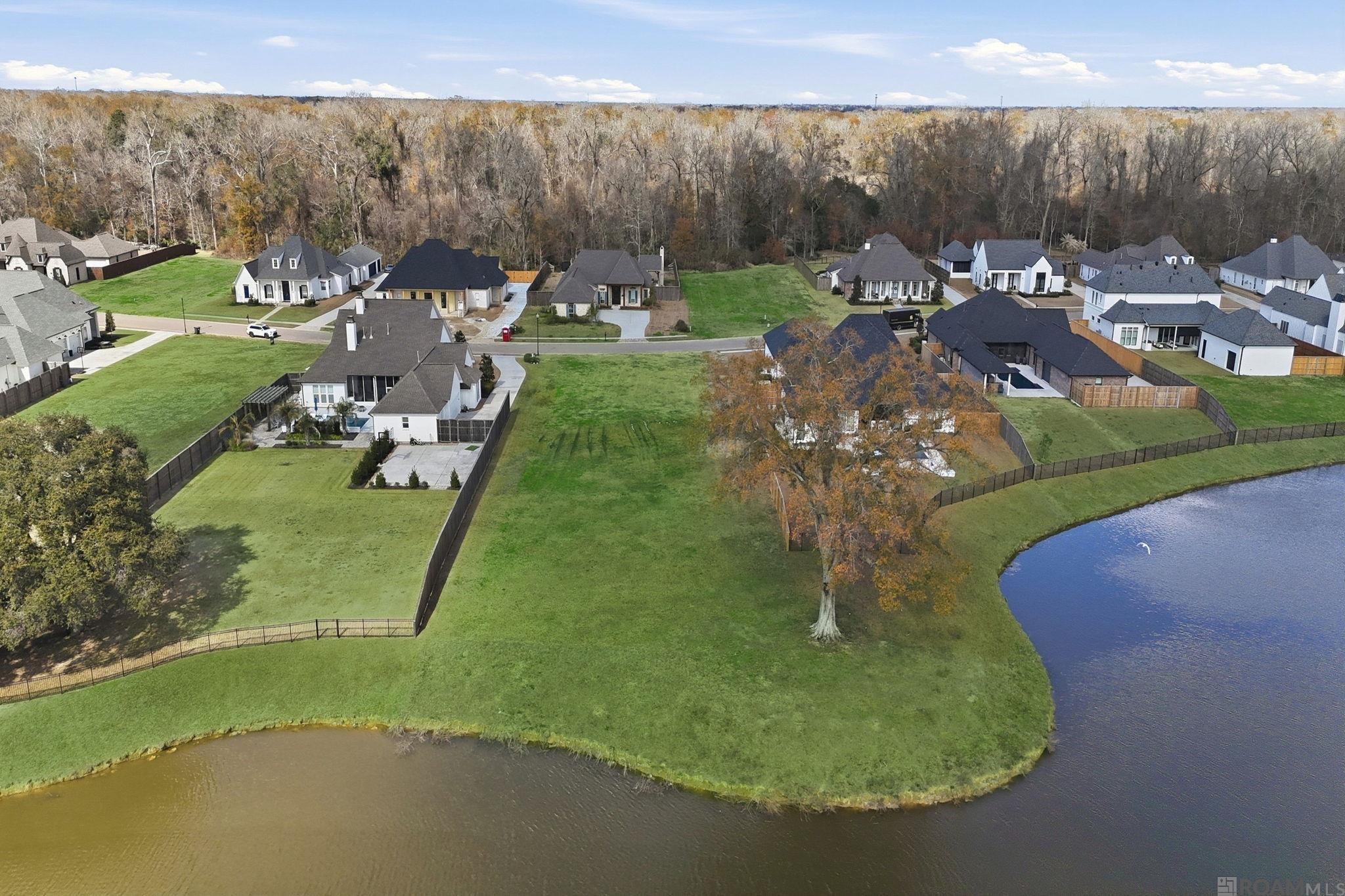 9001 Springfield Rd, Denham Springs, LA, 70706