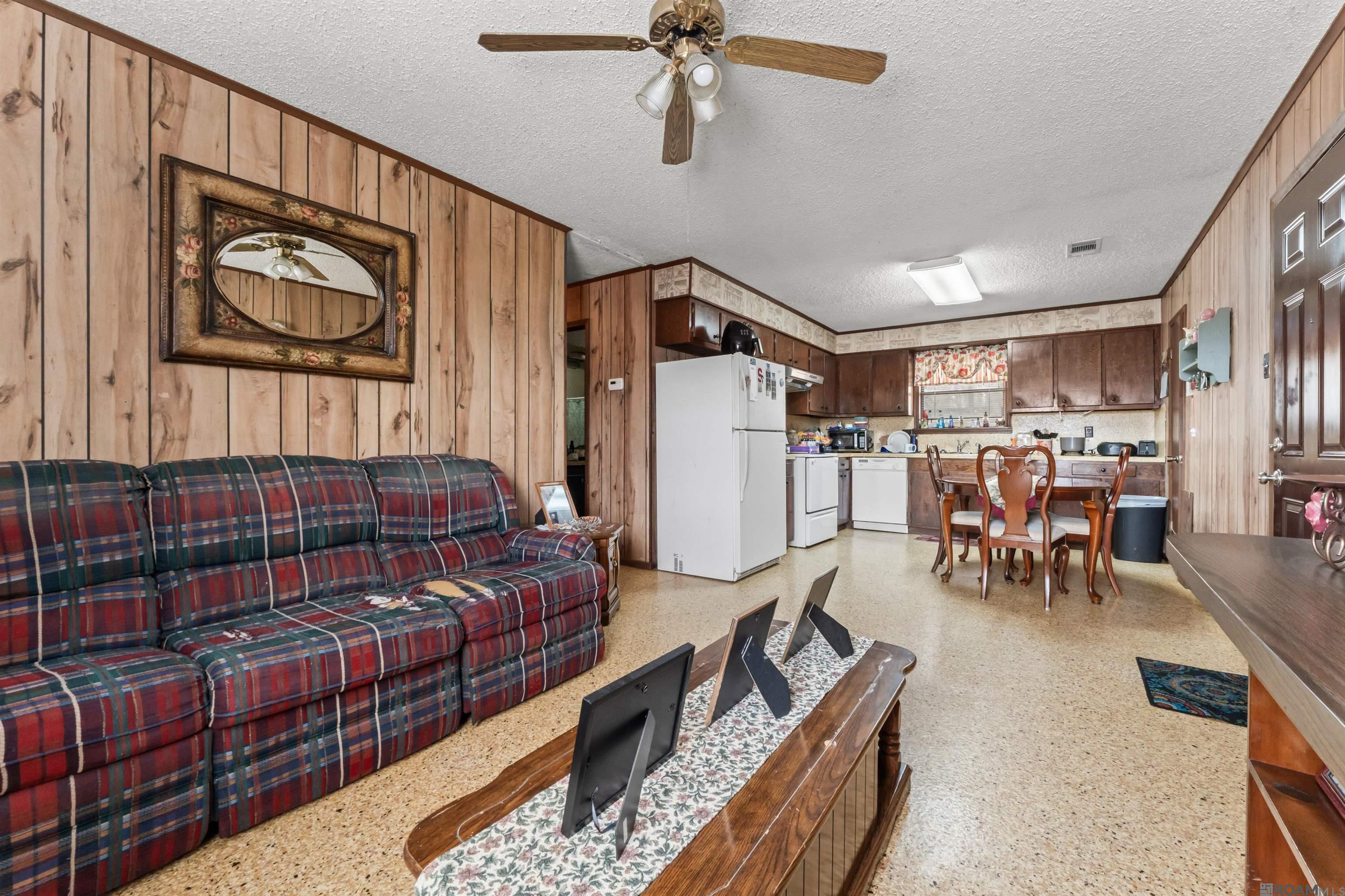 807 Lemon B Rd, Slaughter, LA, 70730