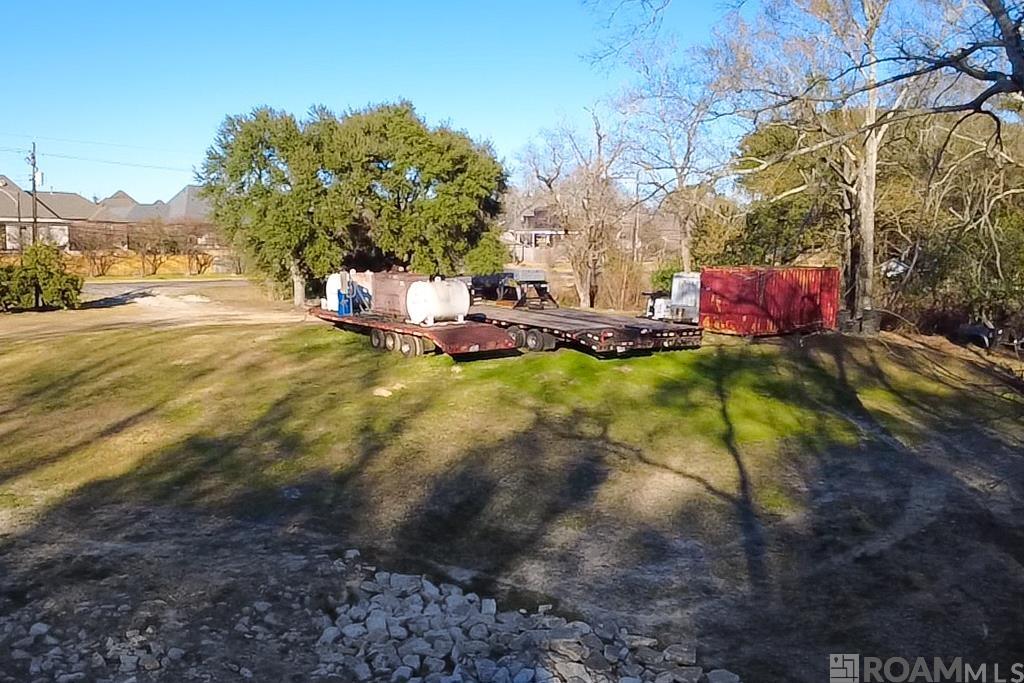 16430 Tiger Bend Rd, Baton Rouge, LA, 70817