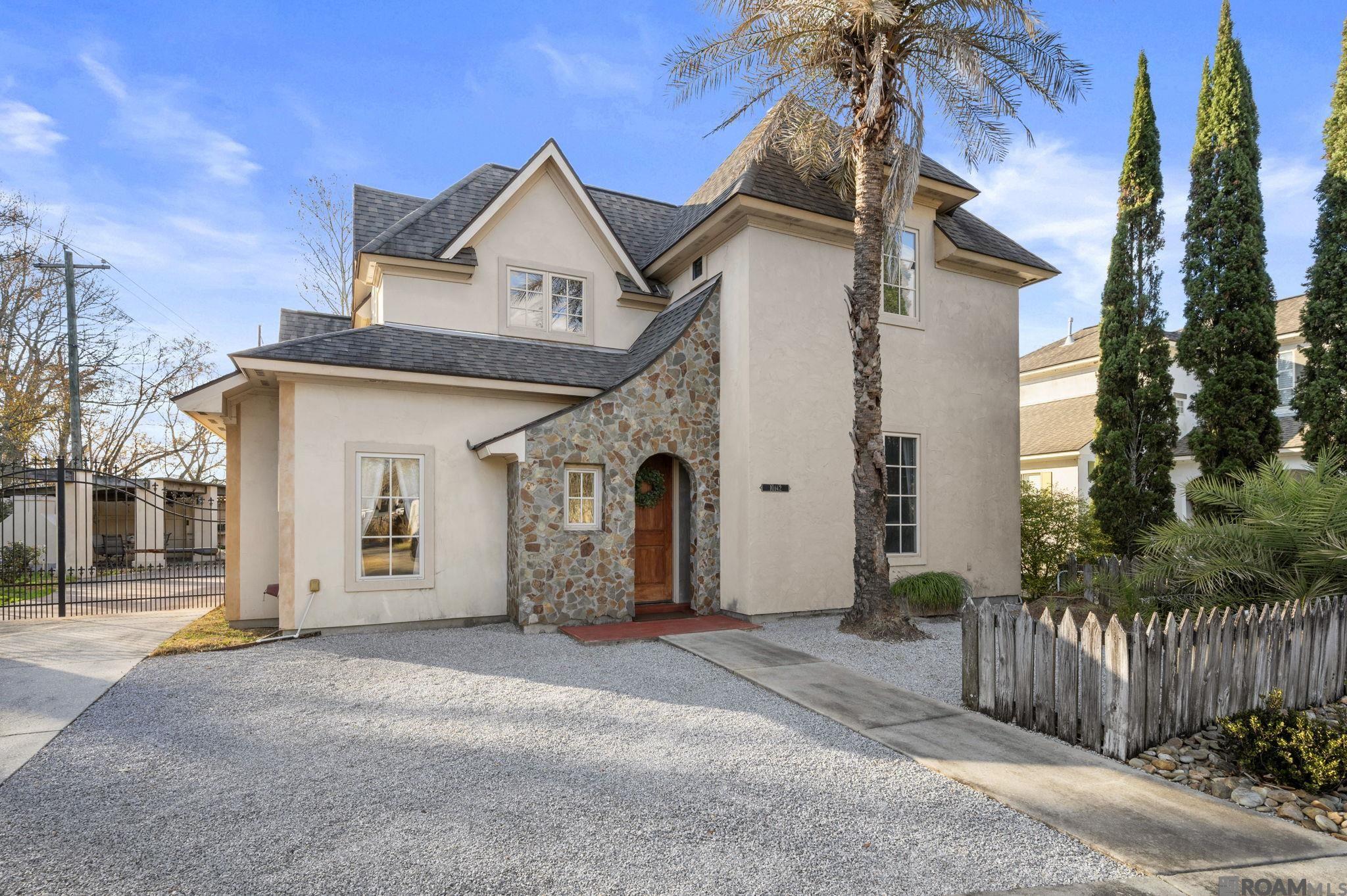 10142 Old World Dr, Baton Rouge, LA, 70817