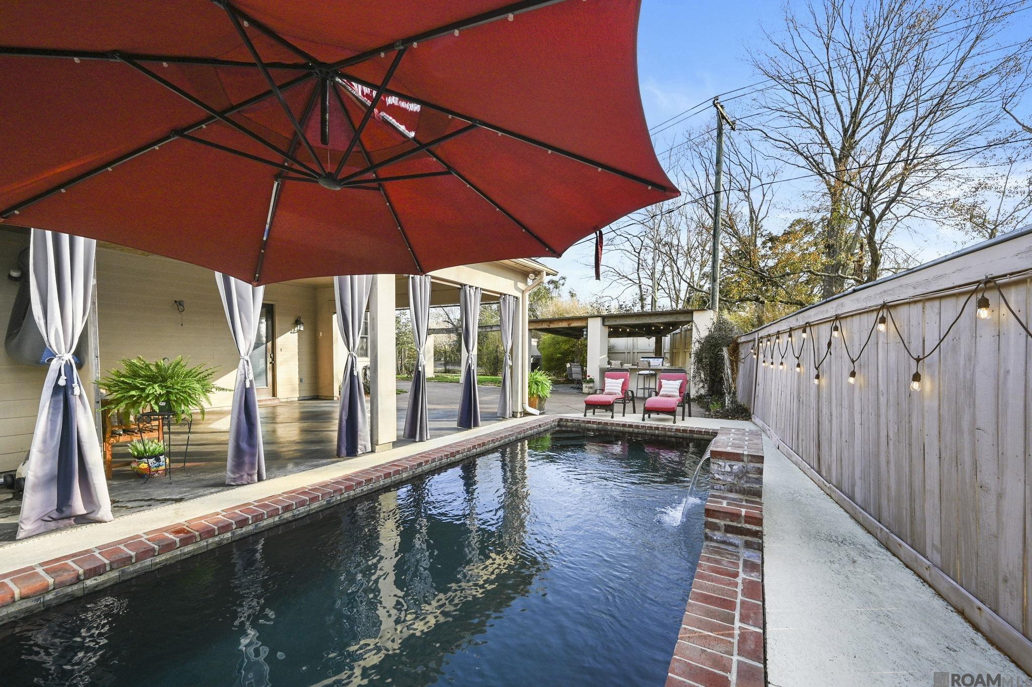 10142 Old World Dr, Baton Rouge, LA, 70817