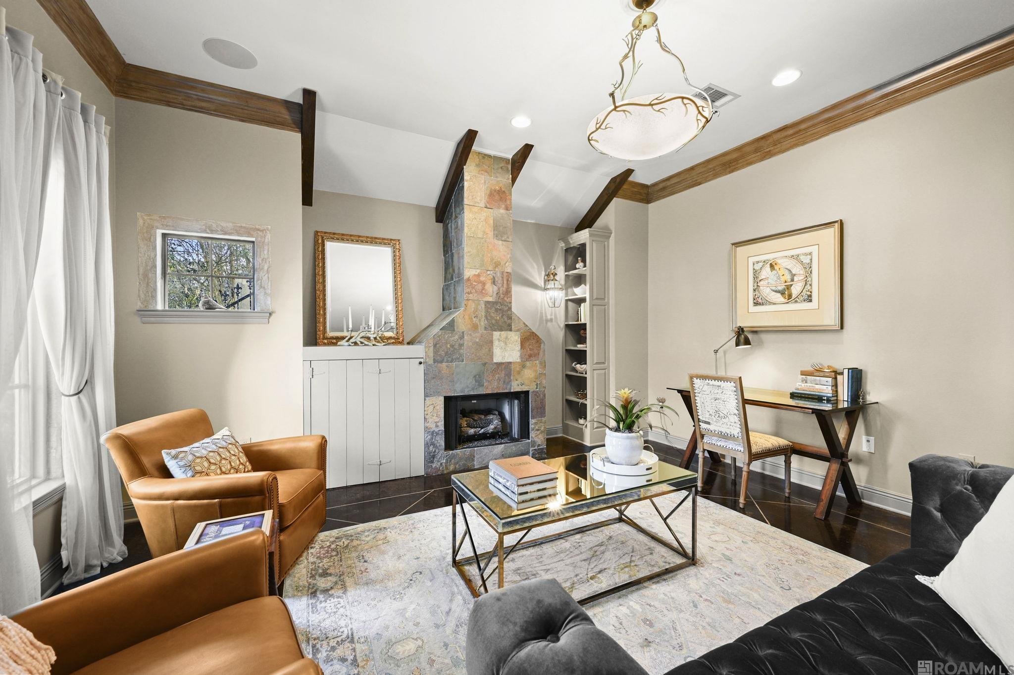 10142 Old World Dr, Baton Rouge, LA, 70817