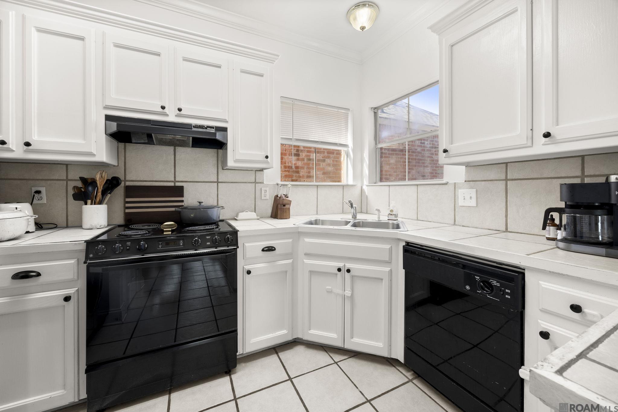 3525 Myrtle Grove Dr, Baton Rouge, LA, 70810