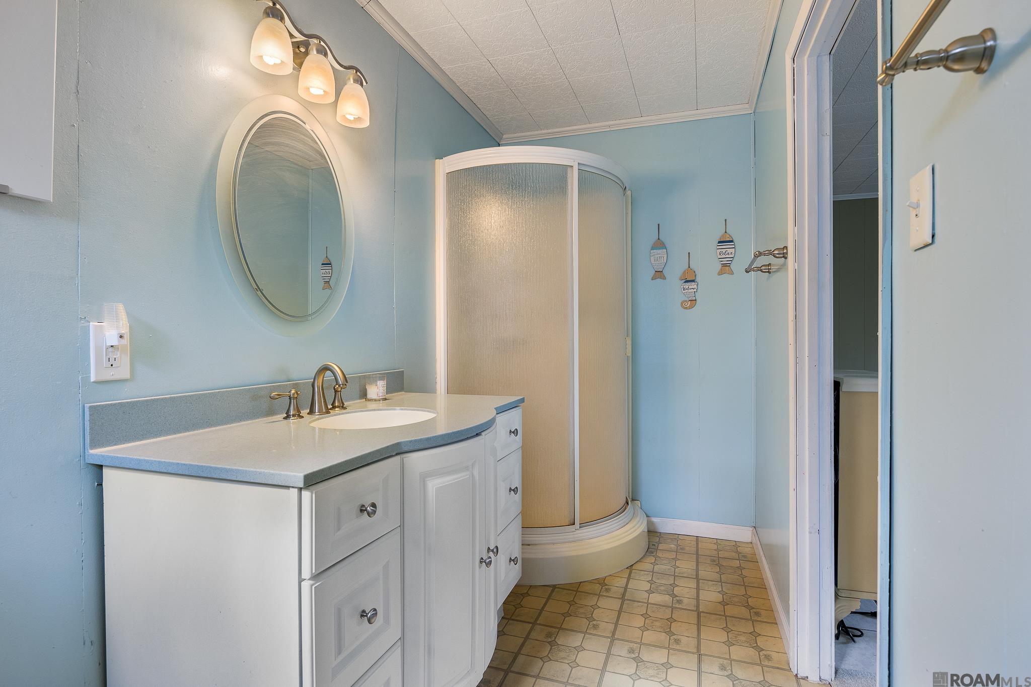 18739 River Bend Rd, Maurepas, LA, 70449