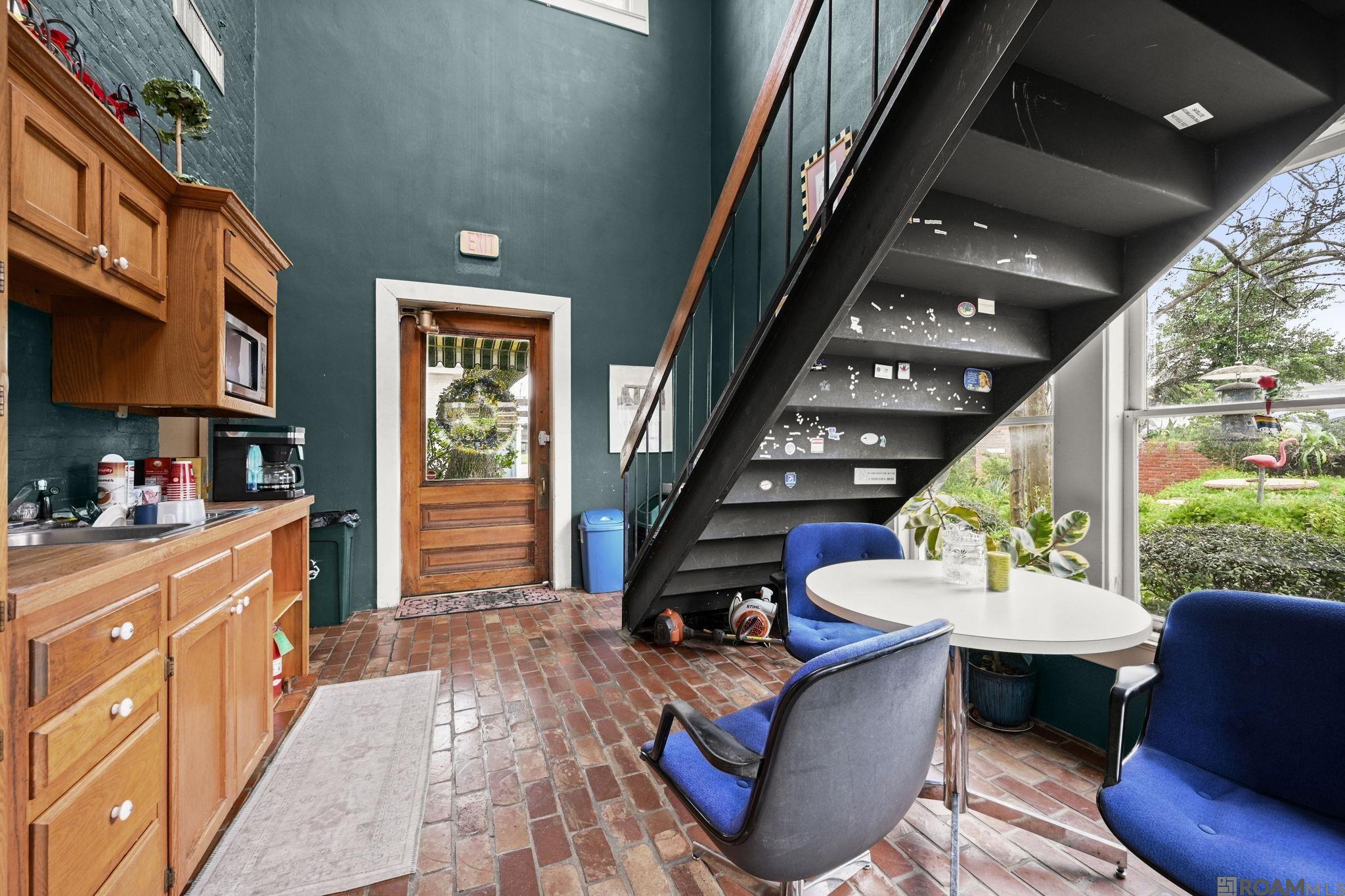 830 Main St, Baton Rouge, LA, 70802