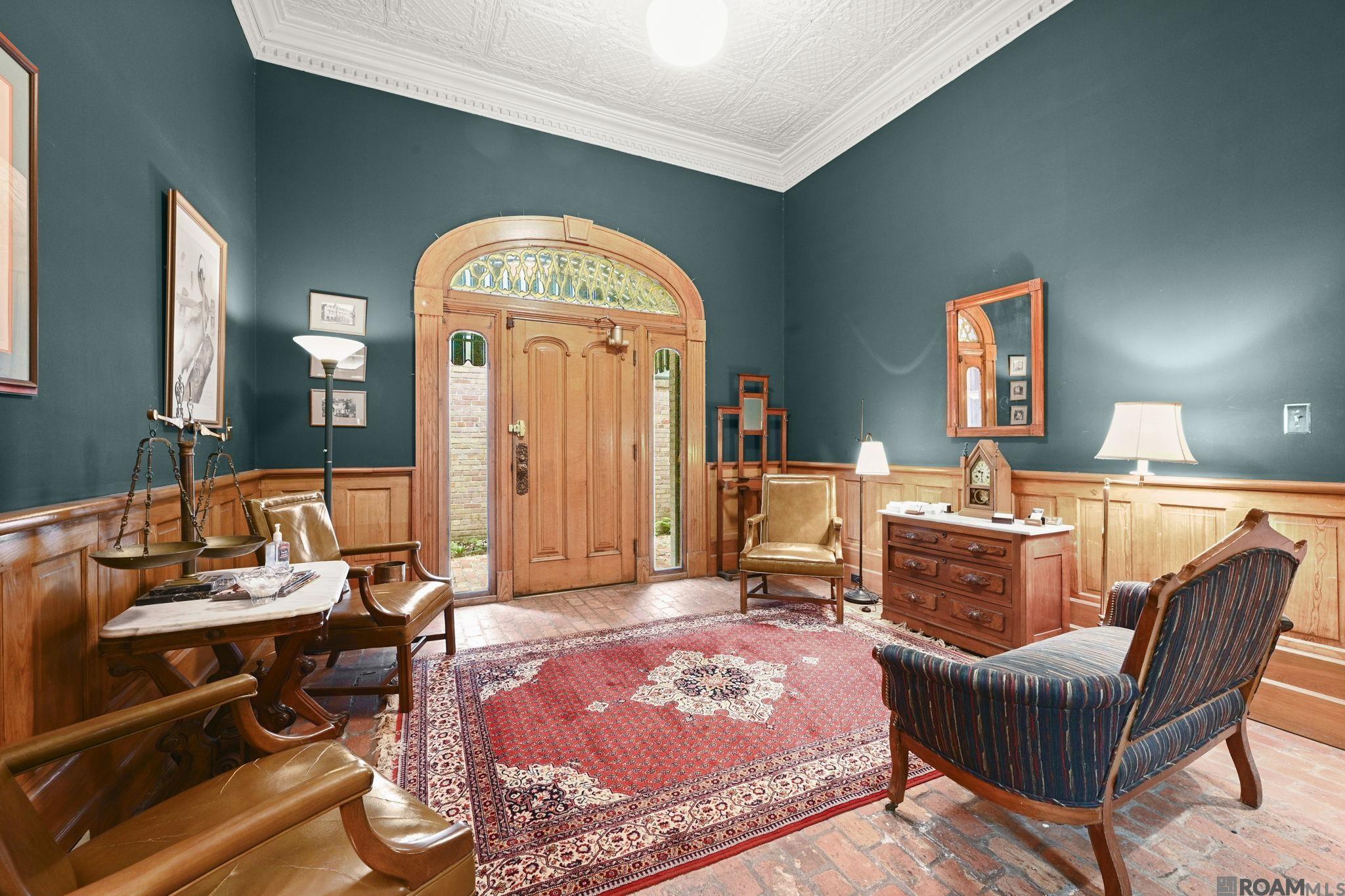 830 Main St, Baton Rouge, LA, 70802