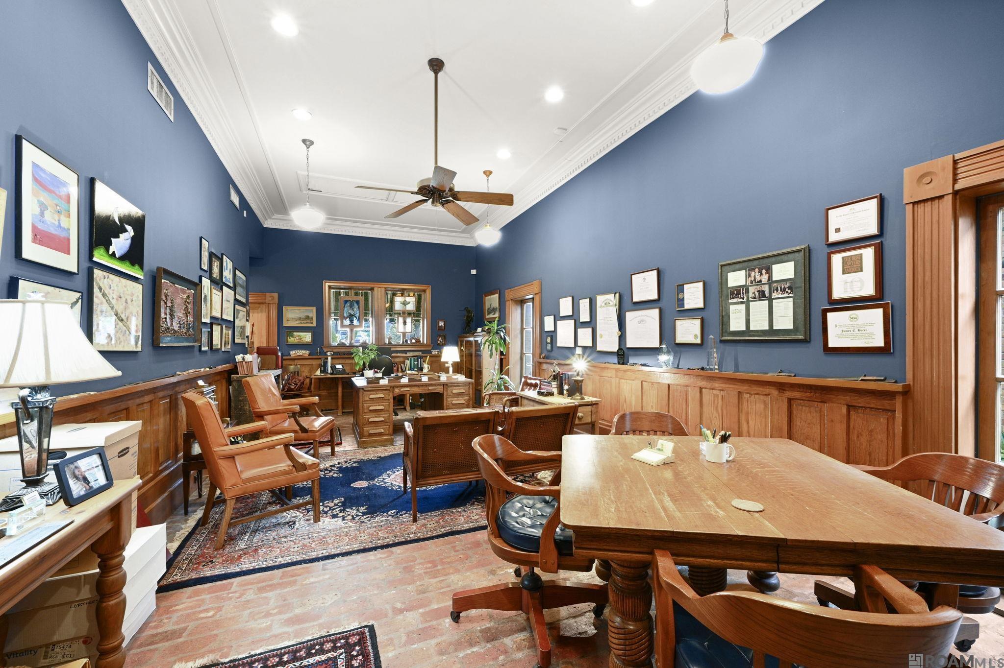 830 Main St, Baton Rouge, LA, 70802