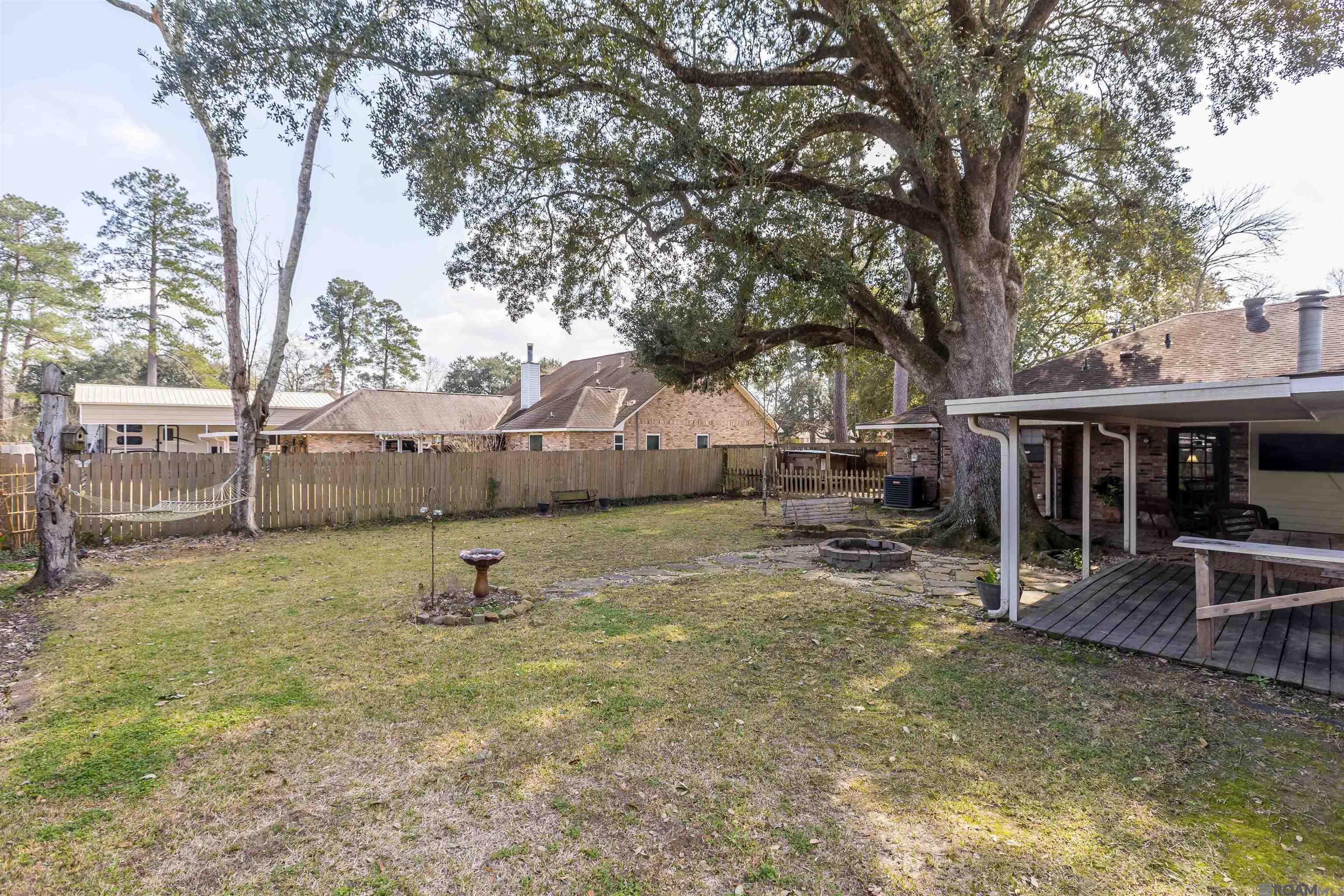 18025 Burnham Way, Greenwell Springs, LA, 70739