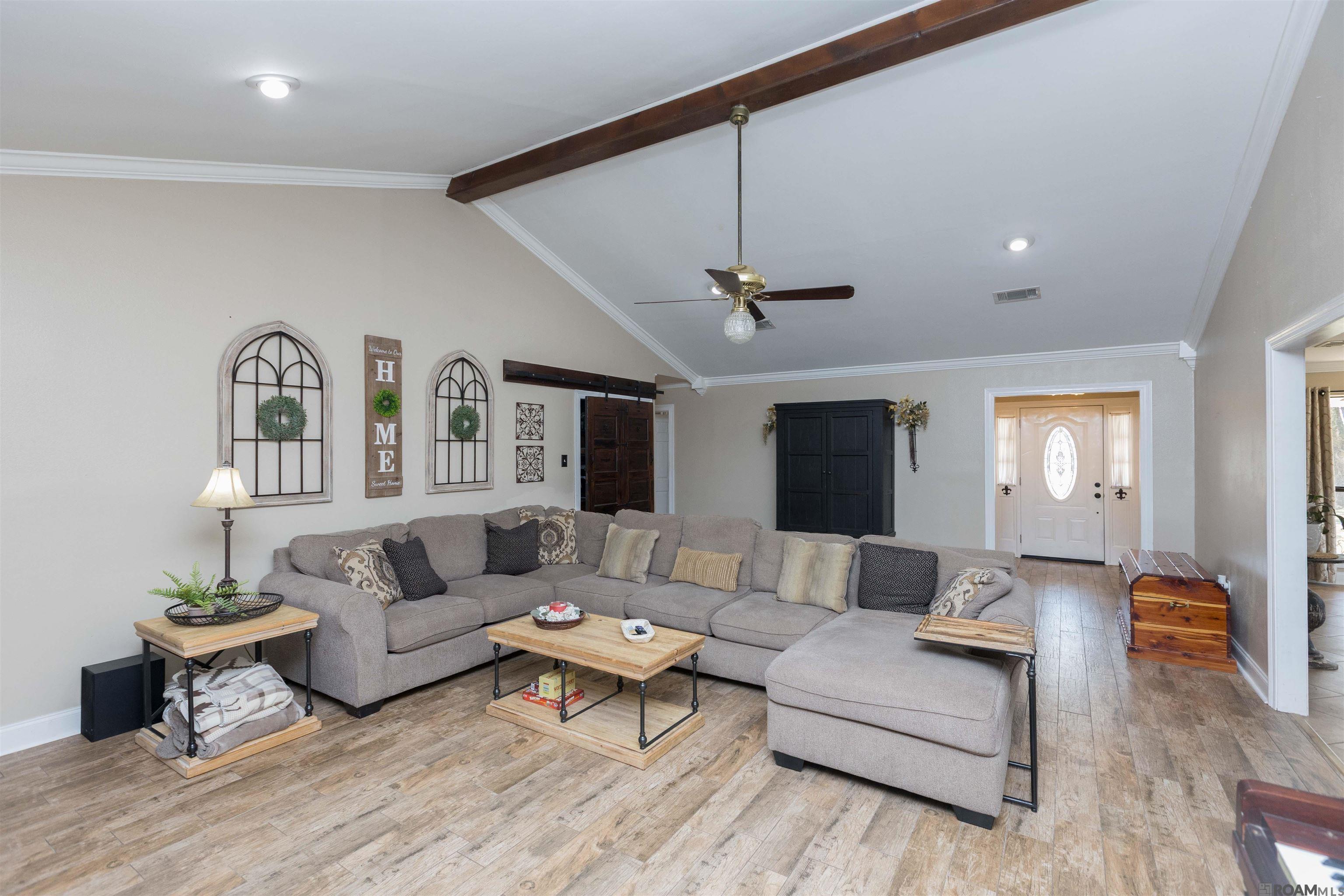 18025 Burnham Way, Greenwell Springs, LA, 70739