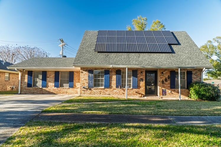 811 Avenue D, Port Allen, LA, 70767