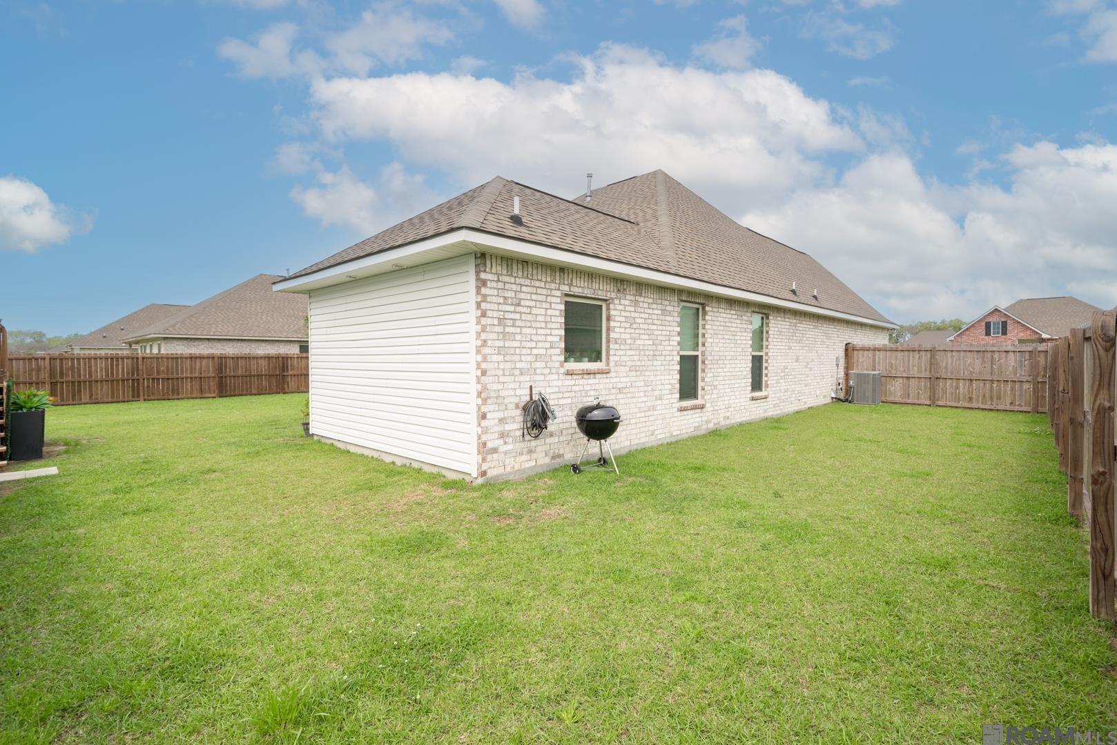 3887 Cane Ridge Dr, Addis, LA, 70710