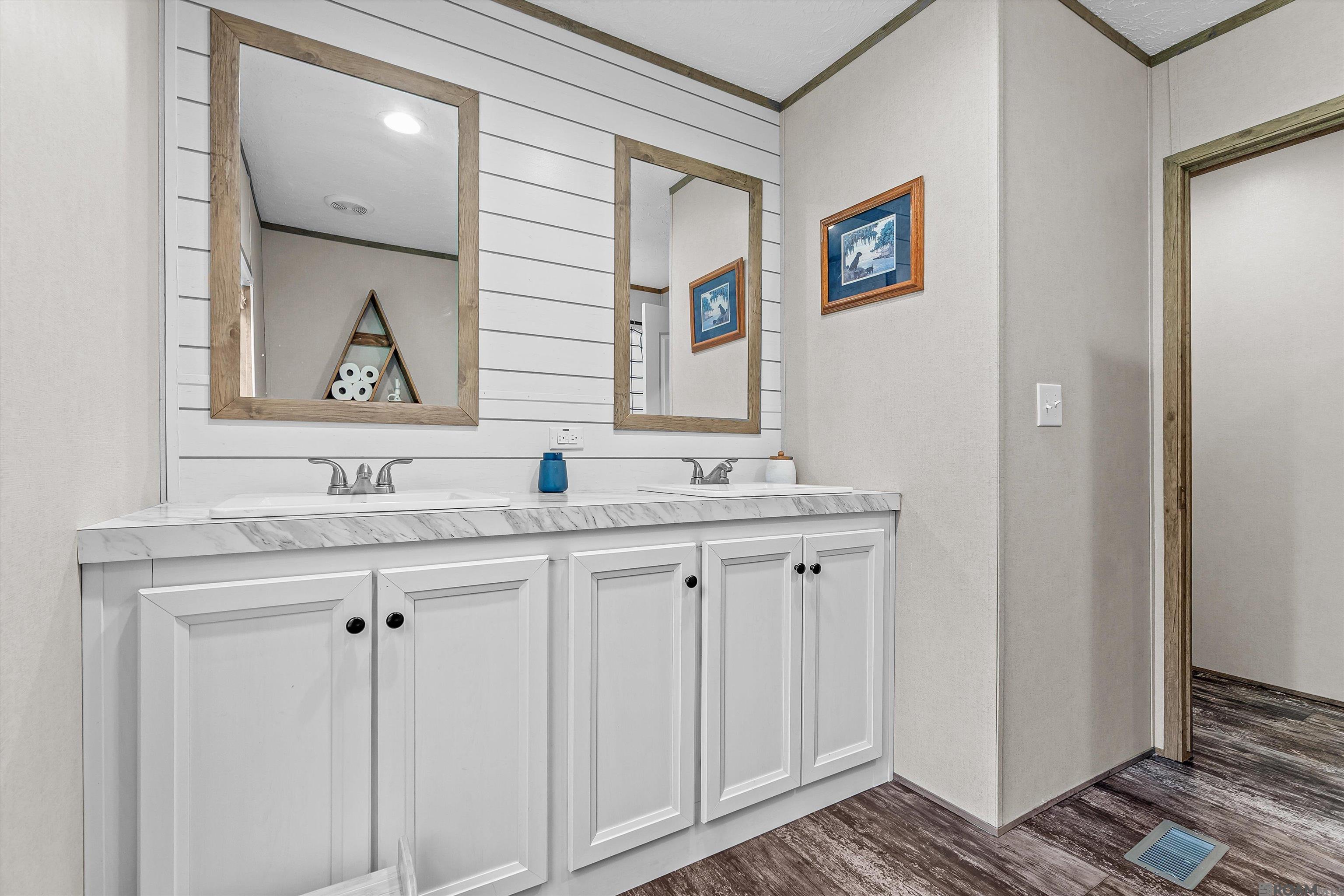 19646 King George, Livingston, LA, 70754