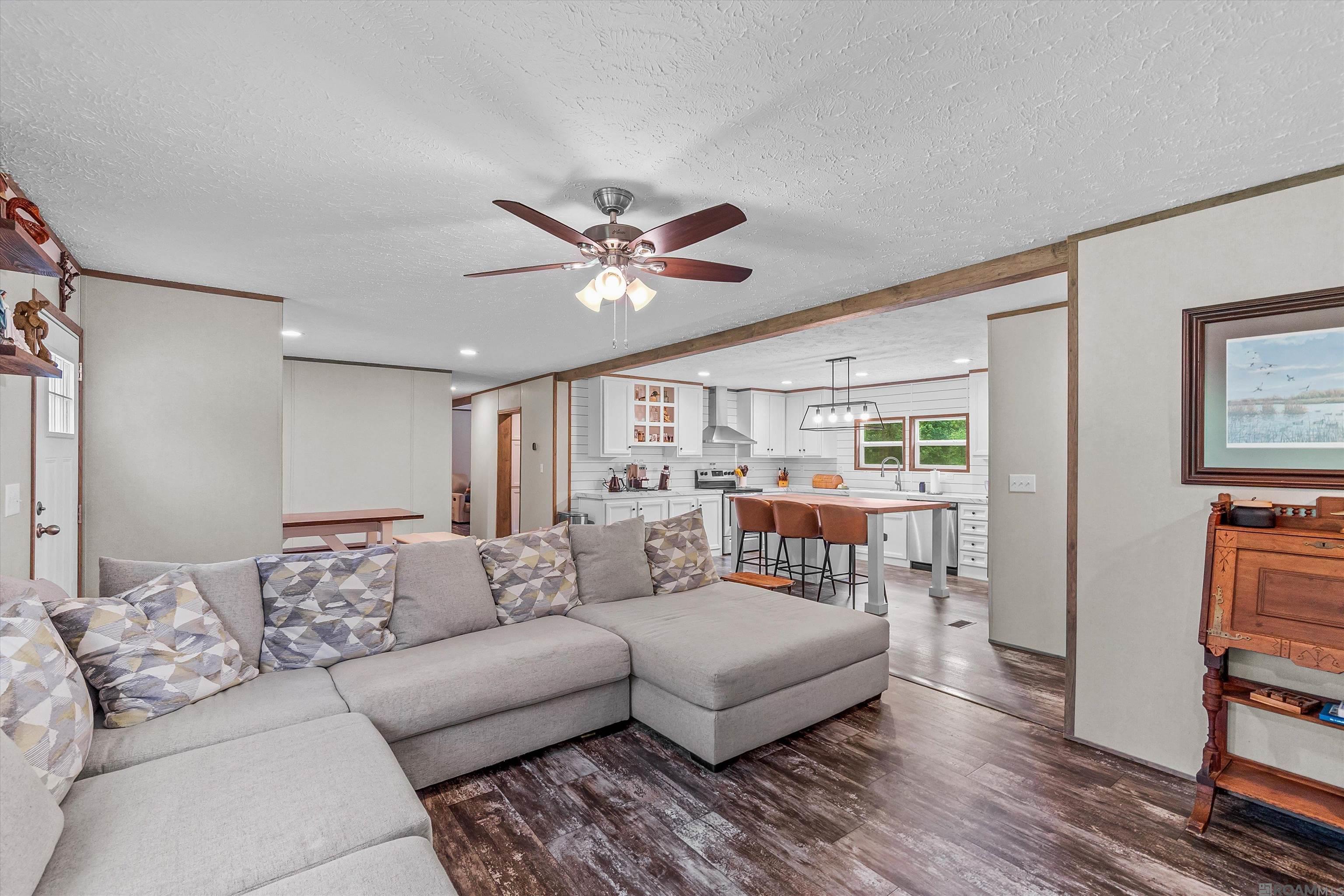 19646 King George, Livingston, LA, 70754