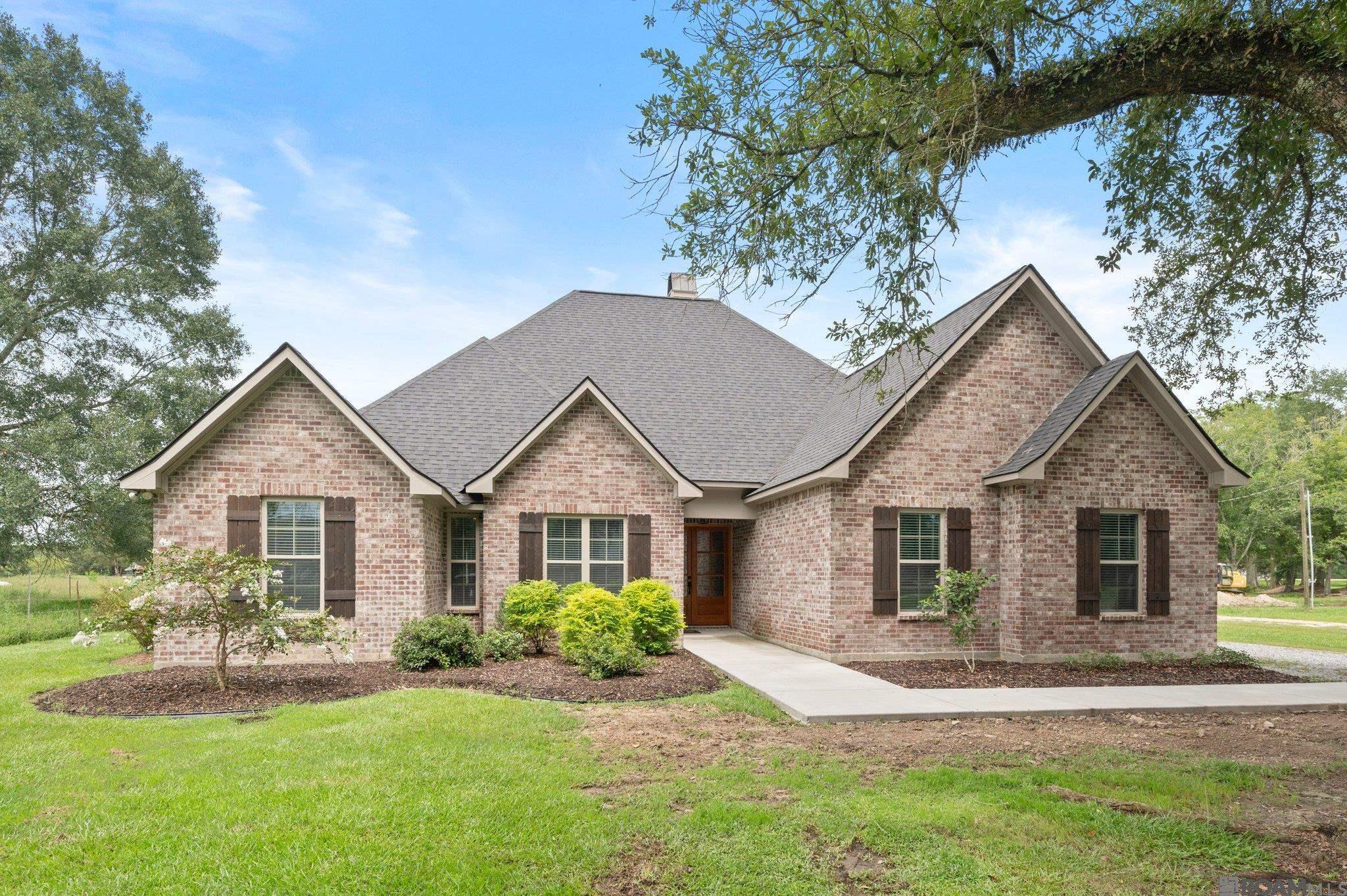 100 Tranquility Oaks, Denham Springs, LA, 70706