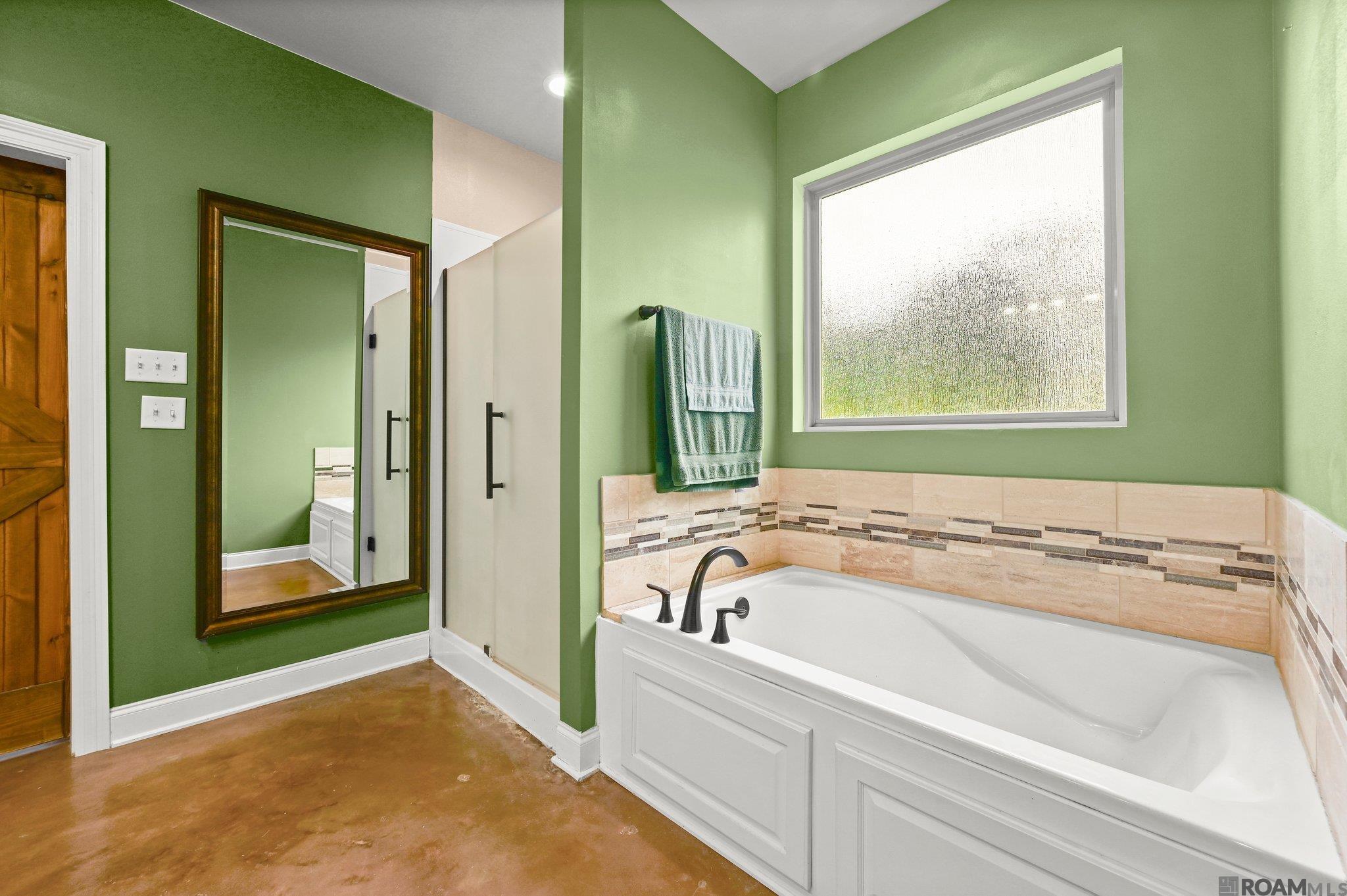 100 Tranquility Oaks, Denham Springs, LA, 70706