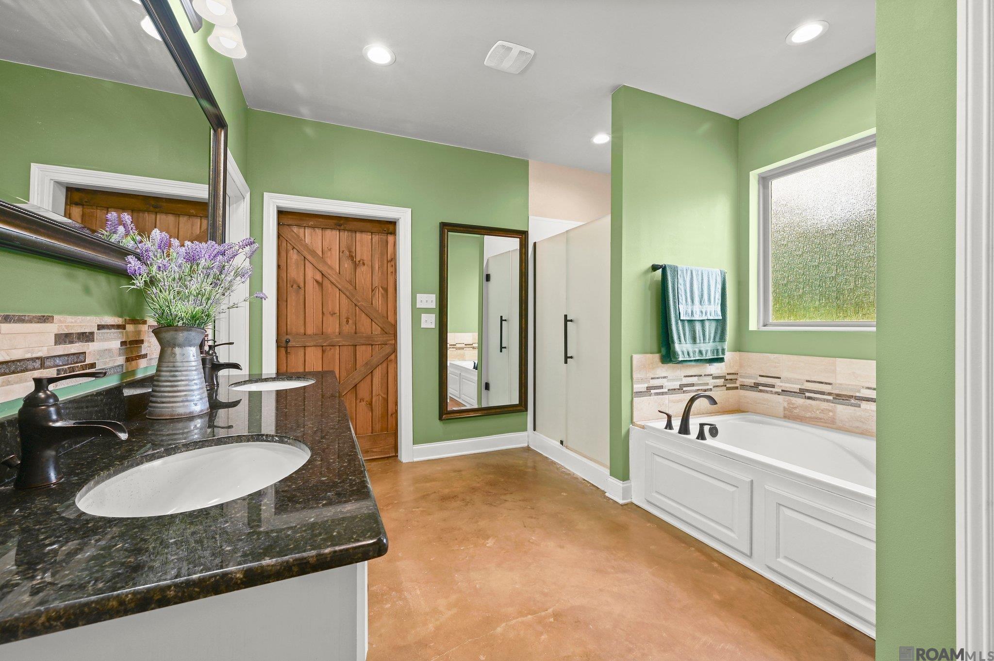 100 Tranquility Oaks, Denham Springs, LA, 70706